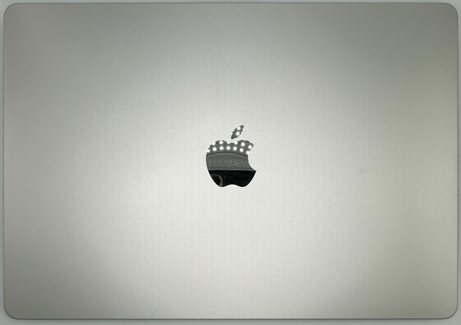 Apple Macbook Air – 15.3″ – M4 – 1TB SSD – 24GB RAM – A3241 – 91% Battery – Used