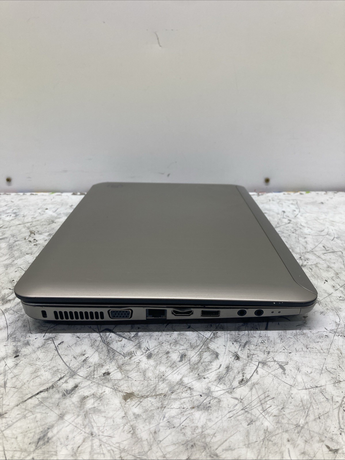 HP Pavilion Dm4 Intel Core i3-2330M 2.20GHz 4GB Boot to BIOS