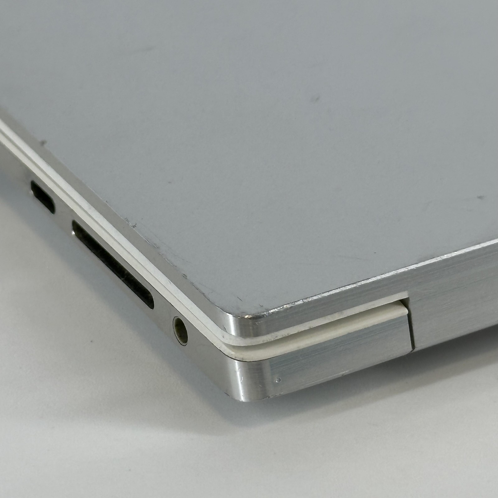 Dell XPS 15 9520 Silver 3.5K TOUCH 2.3 GHz i7-12700H 32GB 1TB Good – FRAME SPLIT