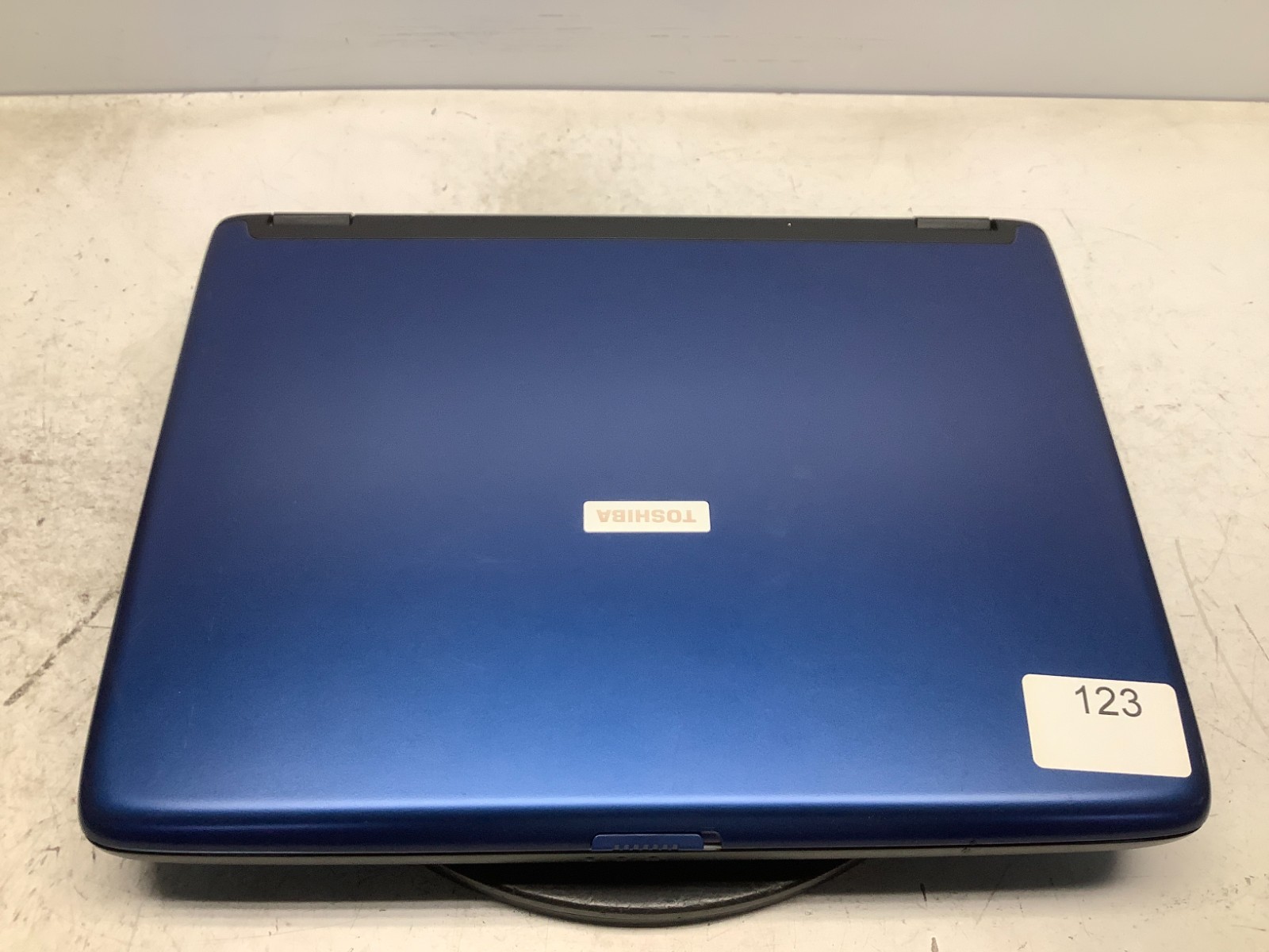 Toshiba Satellite A75-S125 Intel Mobile Pentium 4 538 3.2GHz 1 GB NO HDD/Battery