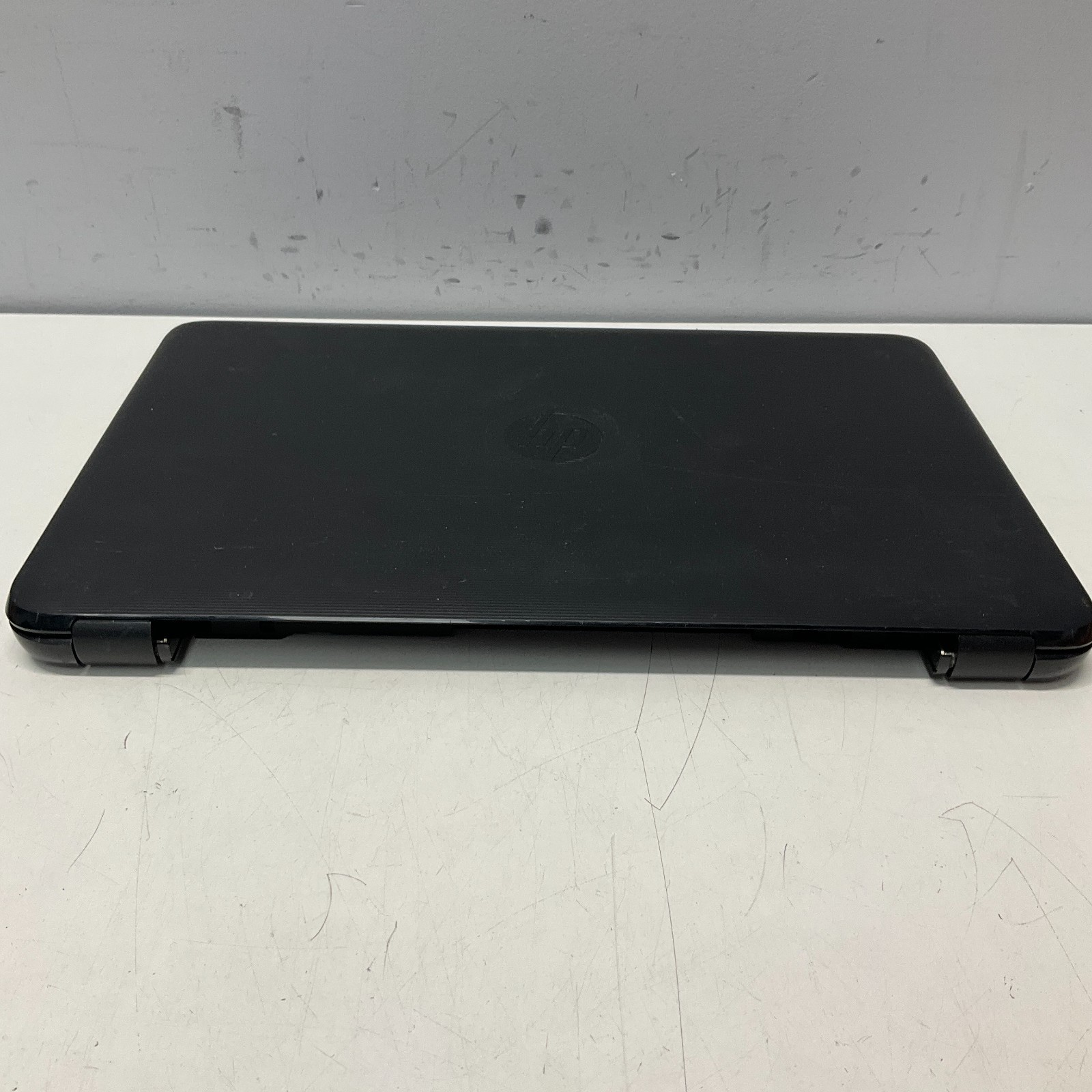 HP Notebook 15-ba009dx Laptop AMD A6-7310 2GHz 4GB RAM 120GB SSD Win 10 NO BATT