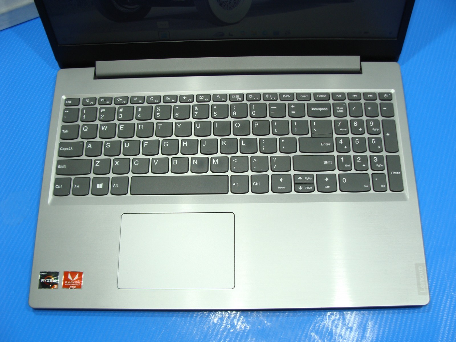 Lenovo Ideapad L340-15API 15.6″HD AMD Ryzen 3 8GB 128GB/SSD+500GB/HDD DVD RW +PA