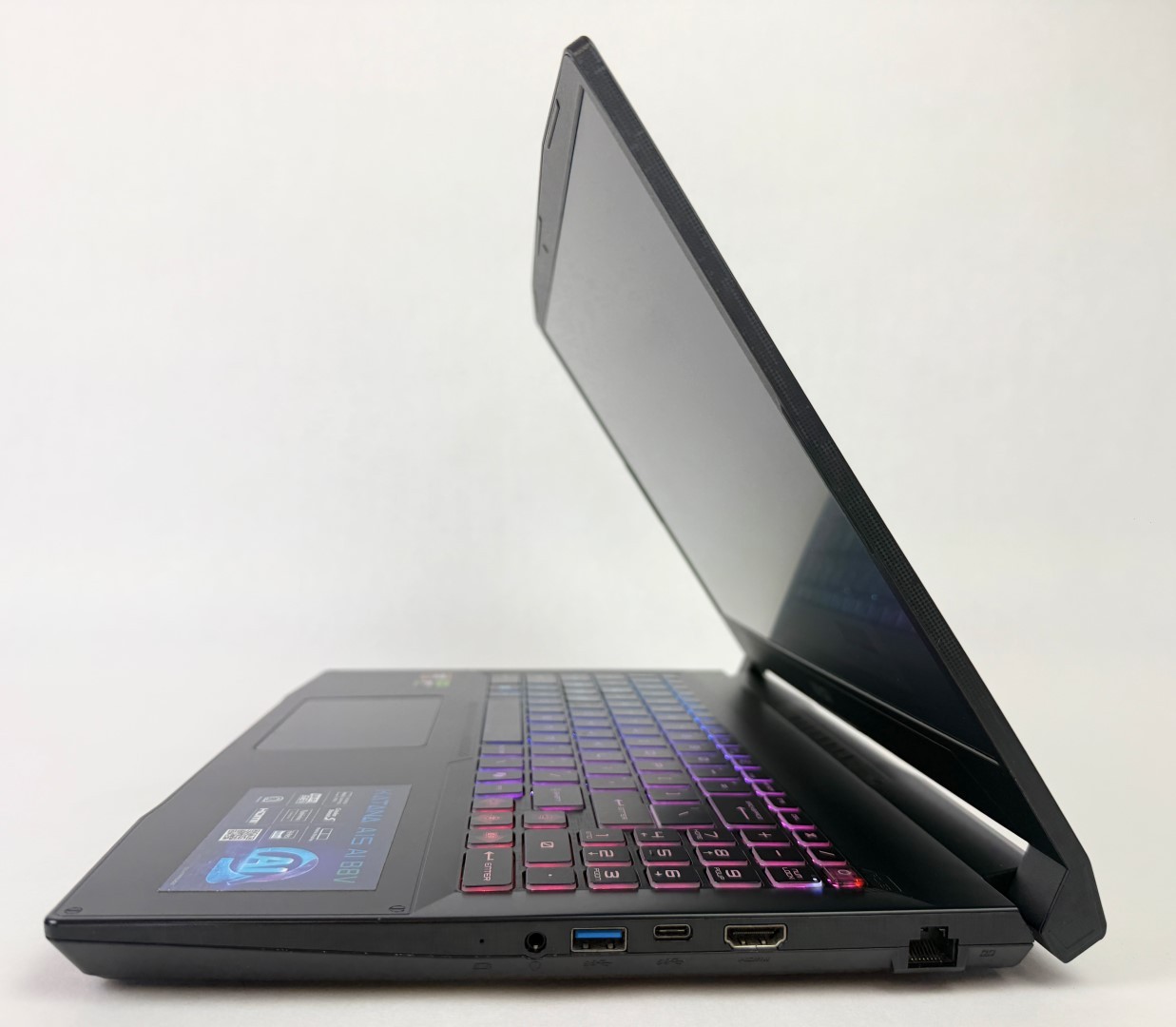 MSI Katana A15 AI 15.6″ FHD 144Hz Ryzen 7 8845HS 16GB 1TB SSD RTX 4060 W11H