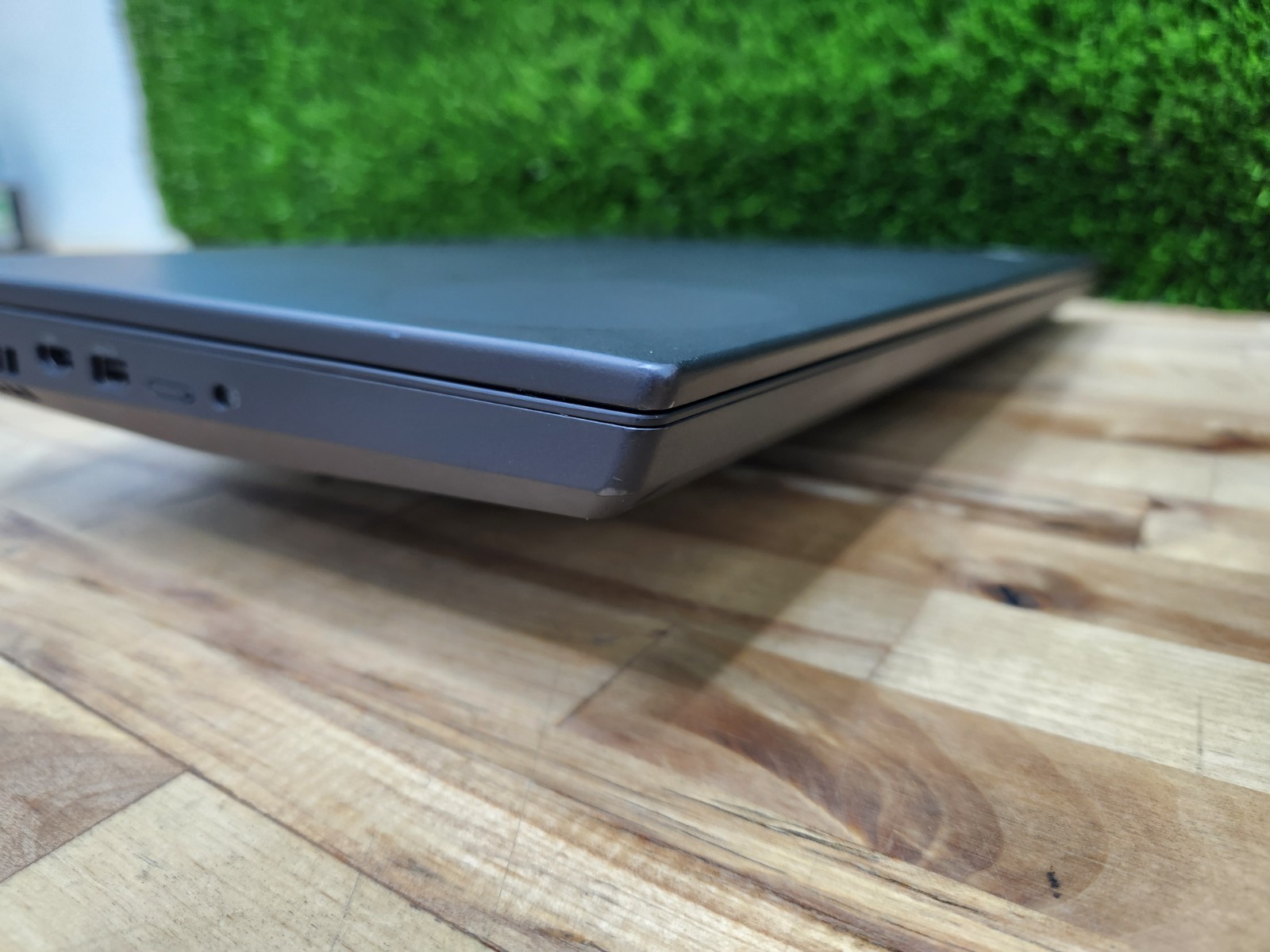 Lenovo ThinkPad P15 Gen 2 15.6″ FHD i7-11800H 32GB 512GB SSD Nvidia T1200 W11P ~