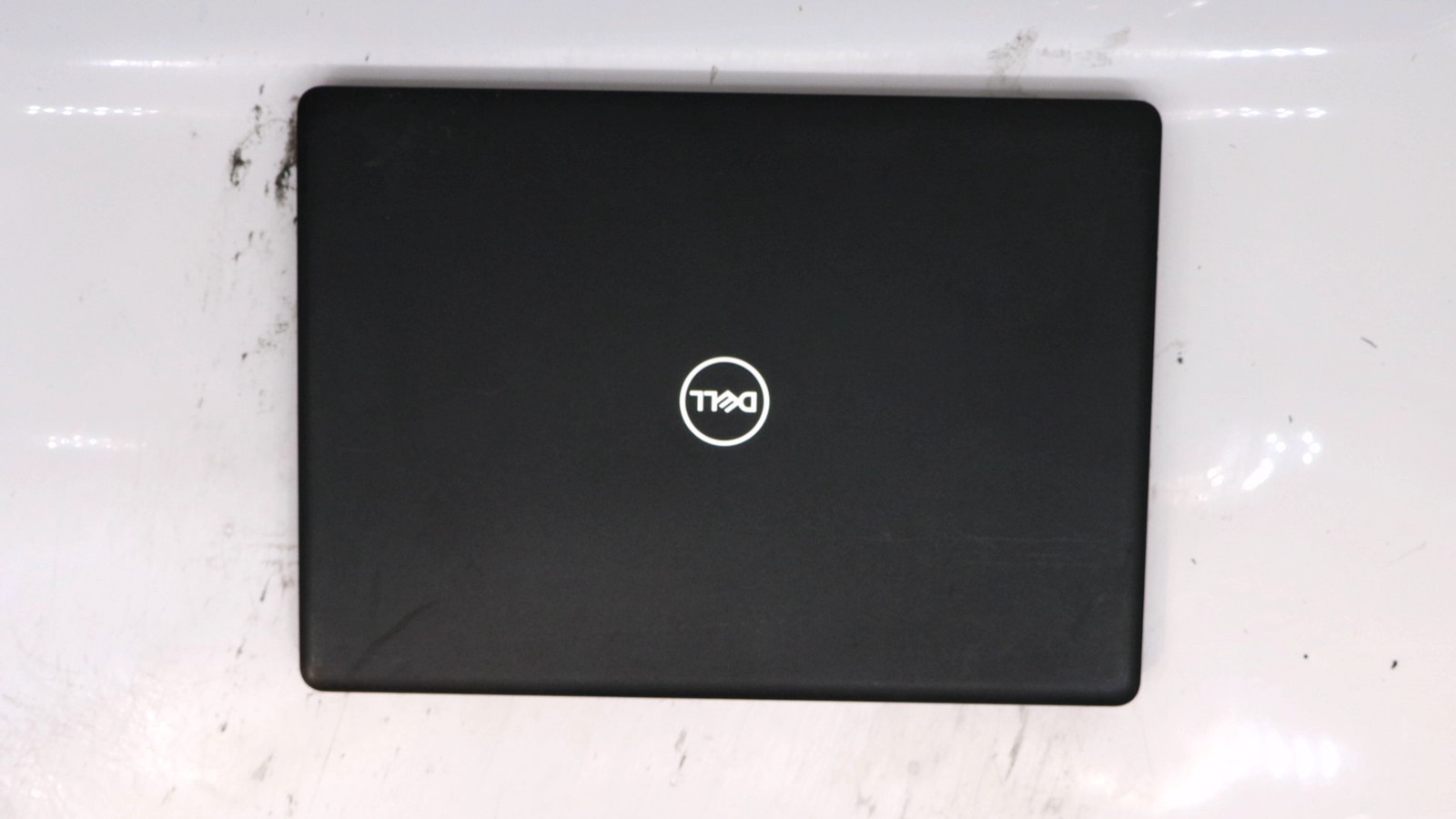 Dell Latitude 3490 14″ i5-7200u 8GB 128GB – Fair READ DESC