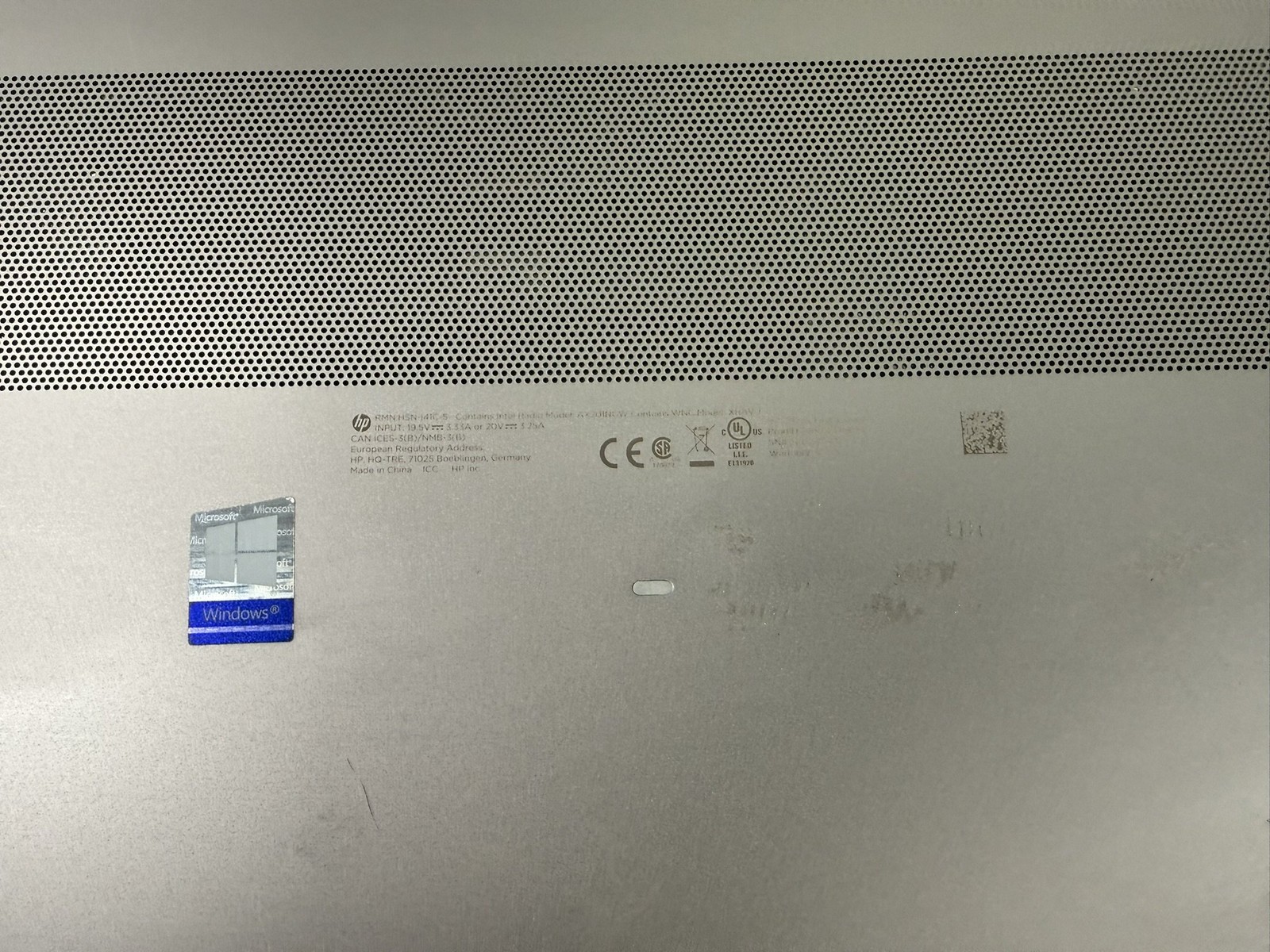 HP ZBook Firefly 15 G8 15.6″ Core i7-1185G7 3.0GHz 16GB DDR4 256GB SSD ~ READ
