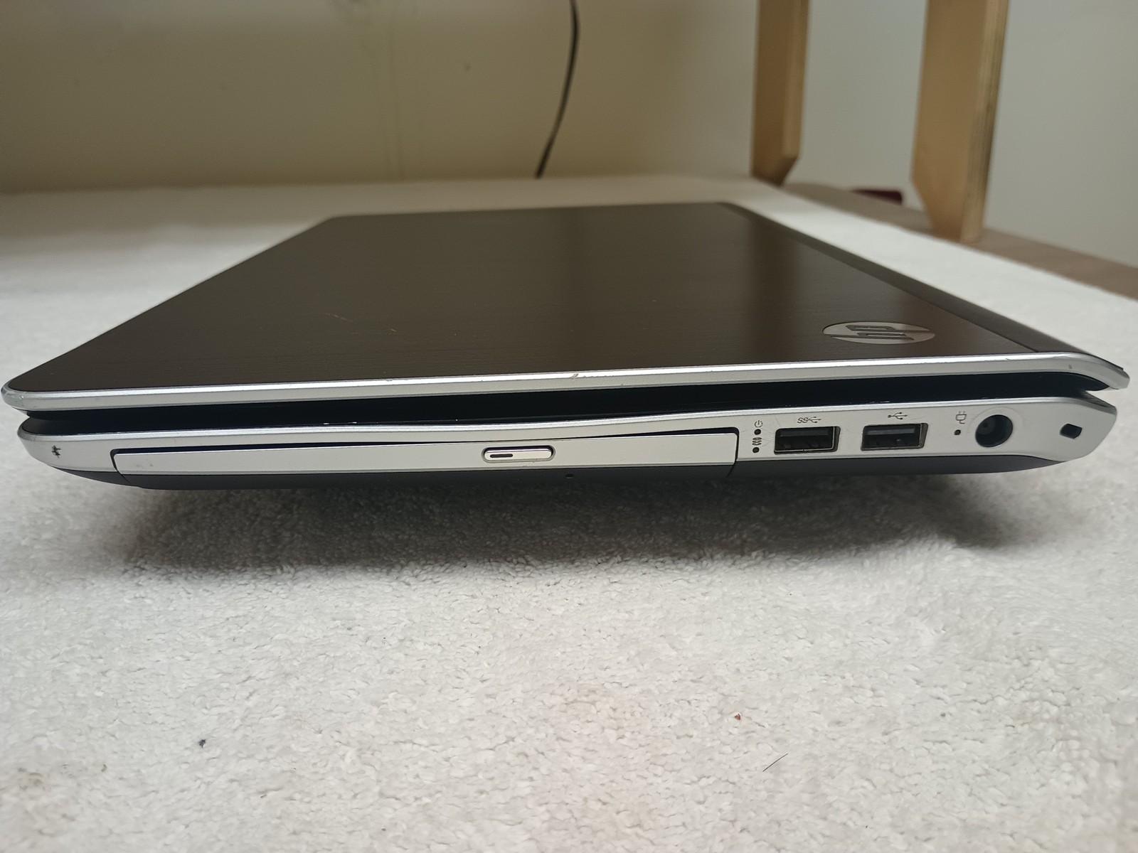 HP Envy DV6 AMD A8-4500M APU W/Radeon Graphics, 8GB RAM, 500Gb HDD Windows 10