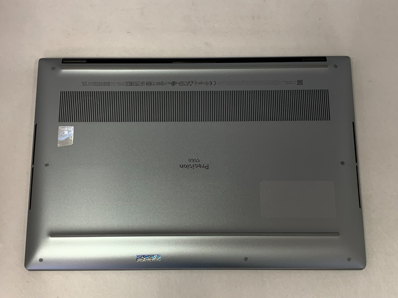 Dell Precision 5560 15.6″ UHD+ Touch i7-11850H 32GB 512GB NVMe NVIDIA T1200