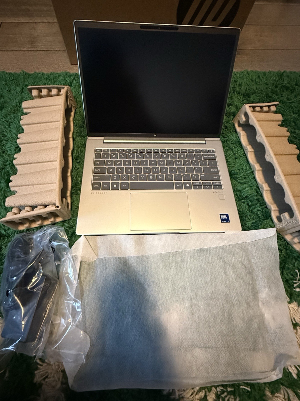 Hp 14″ EliteBook 640 G11 256GB 16GB Intel Core Ultra 7 155U Laptop