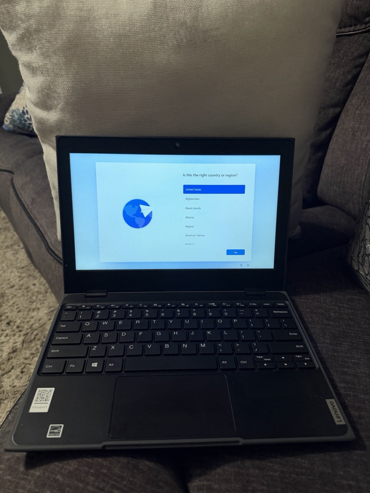 Lenovo 100e 2nd Gen 11.6″ Laptop Intel Celeron 4GB 64GB eMMC Windows 10 S Black