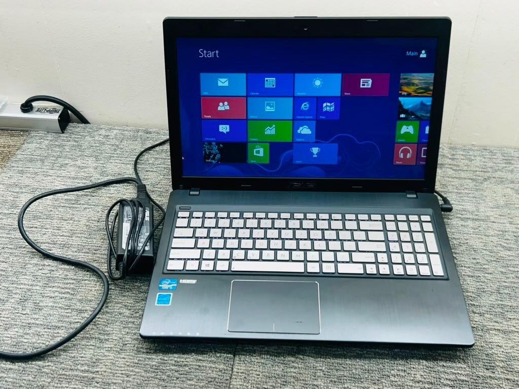 ASUS Q500A-BH15N01 Core i5 6GB Ram 750GB 15.6″ Laptop Windows 10 Tested – 703927