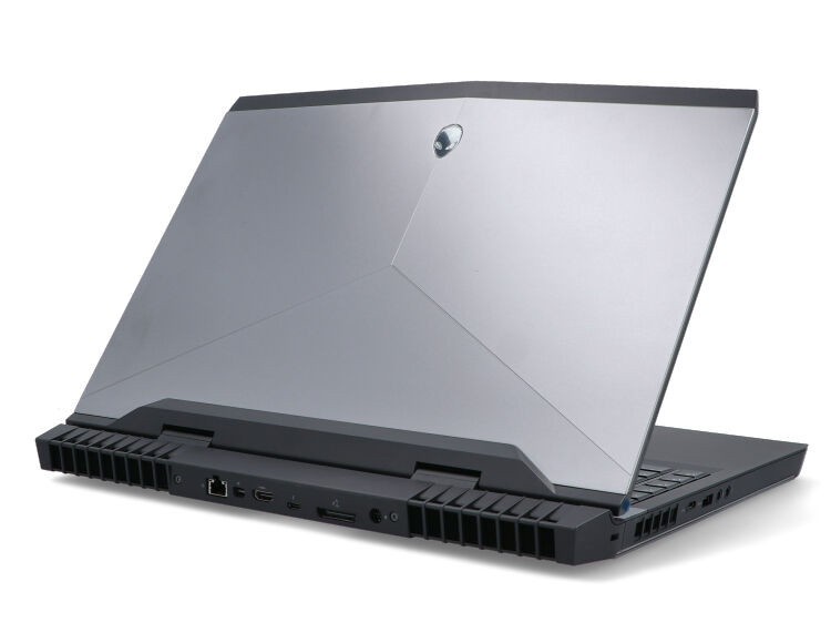 Alienware – 17 R4 CTO – UHD – i7-6820H – 32GB – GTX 1070 – 1TB-HDD – 1TB-SSD
