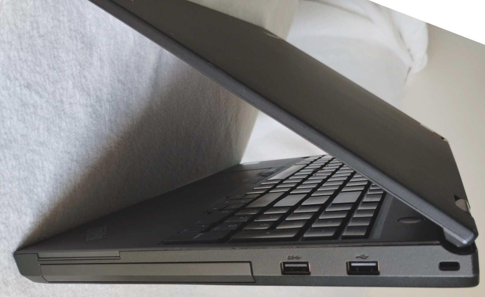 ThinkPad W541, 15″ 3K Screen, i7-4810MQ CPU, 8/16/32GB RAM, 512GB SSD, W10P Lic.
