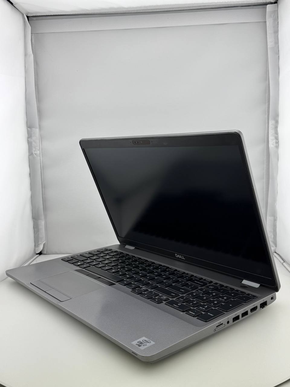 Dell Latitude 5511 NTS i7-10850H@2.7GHz 16GB RAM 512GB NVMe Win 11 Pro Grade B