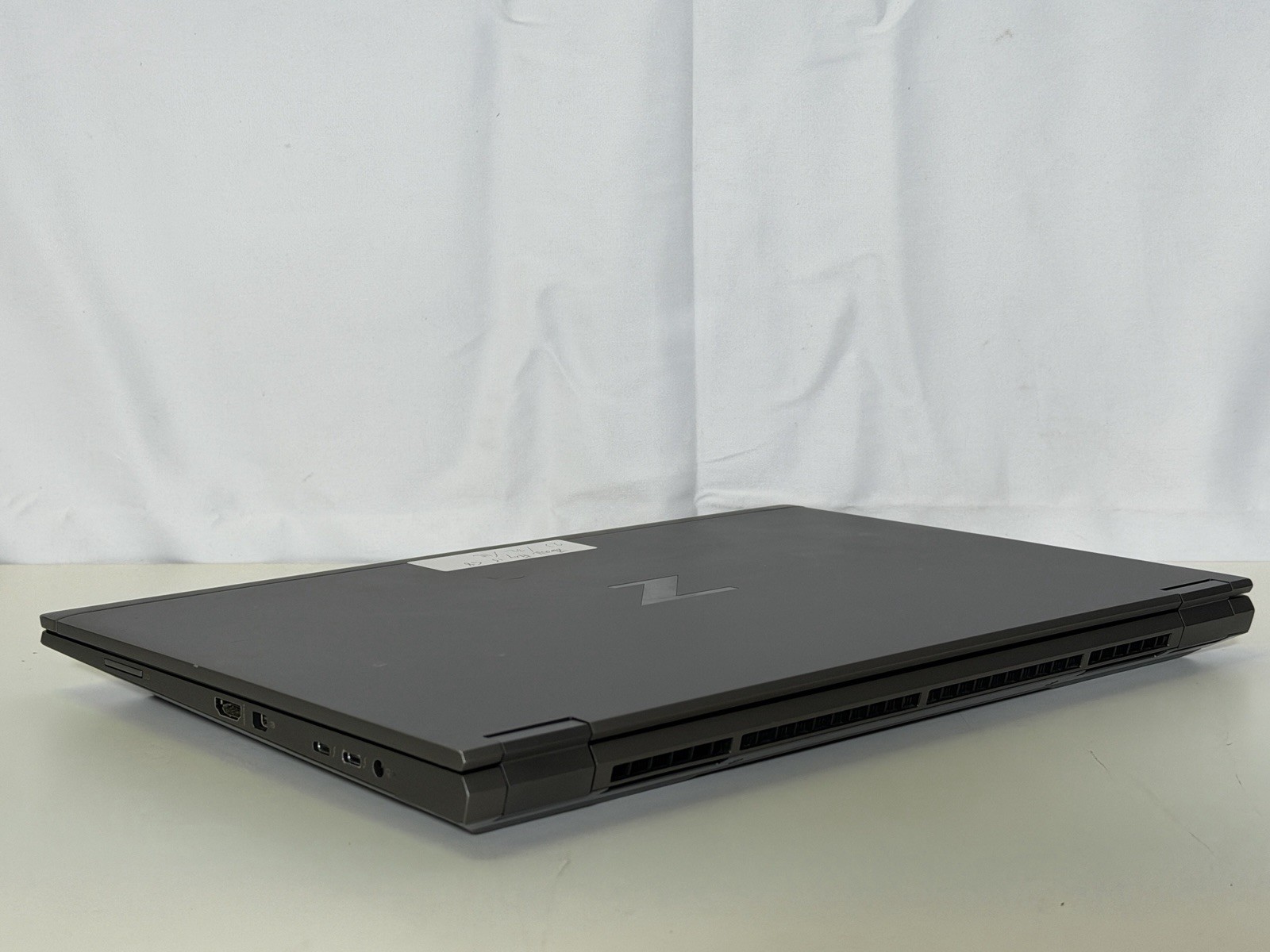 HP ZBook Fury 15 G8 15.6″ i7-11850H 32GB 1TB SSD NVIDIA T1200 Win11 Pro
