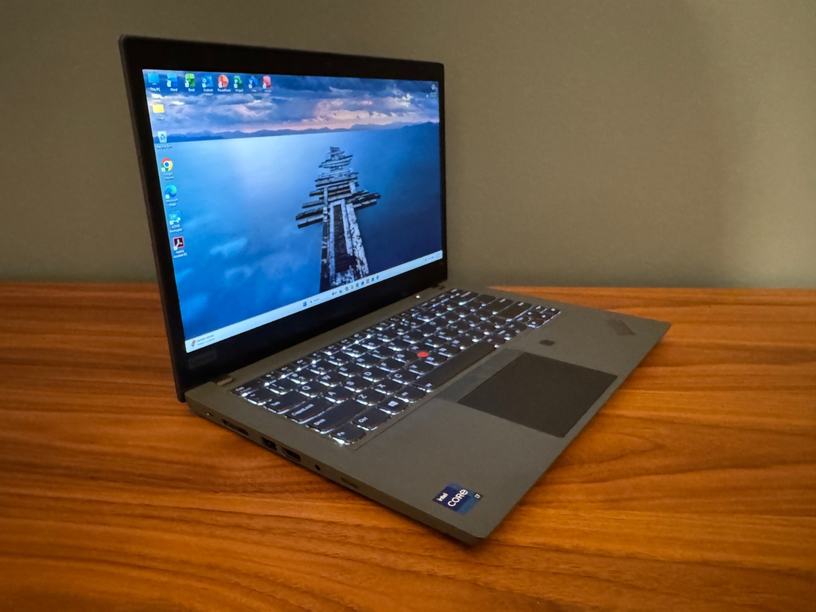 Lenovo Thinkpad T14 Gen 2 Touchscreen Laptop Intel Core i7-1165G7 512GB W11 Pro