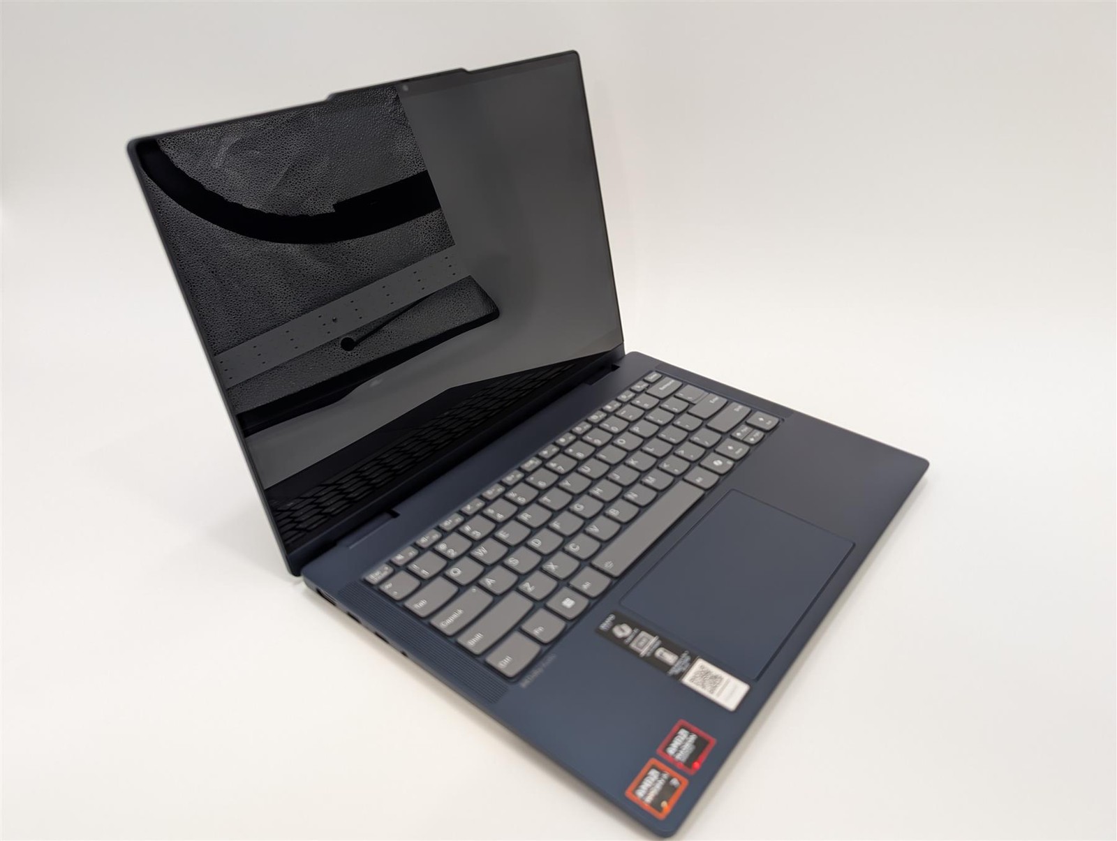 Lenovo IdeaPad 5 2-in-1 14AKP10 16 GB RAM 512 GB SSD Used Excellent