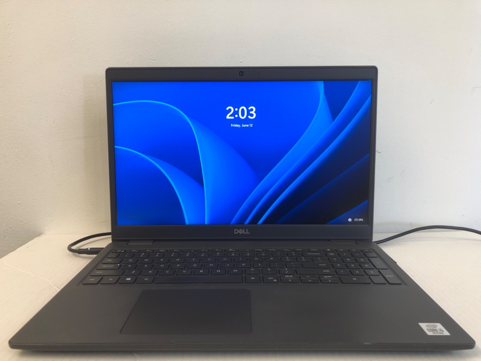 Dell Latitude 3510 Laptop / i5-10210U CPU / 8Gb DDR4 RAM / 256Gb NVMe SSD W11p