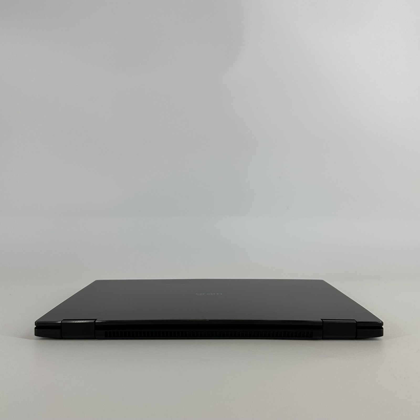 LG Gram 14 (2-in-1) Black FHD+ TOUCH 1.2 GHz Ultra 5 125H 16GB 512GB SSD Good