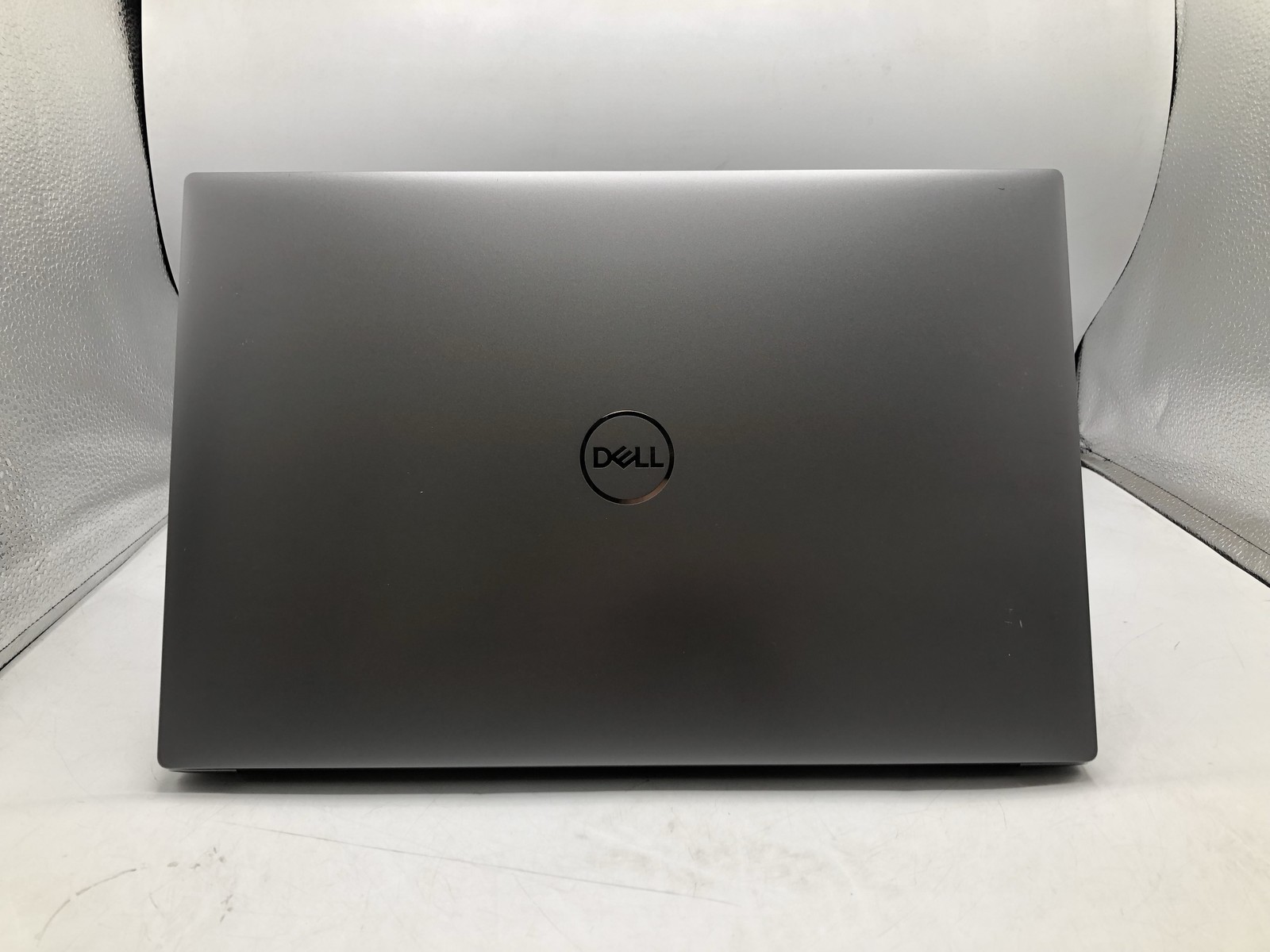 DELL PRECISION 5560 15.6″ i7 2.60GHz 32GB RAM 1TB SSD Grade D