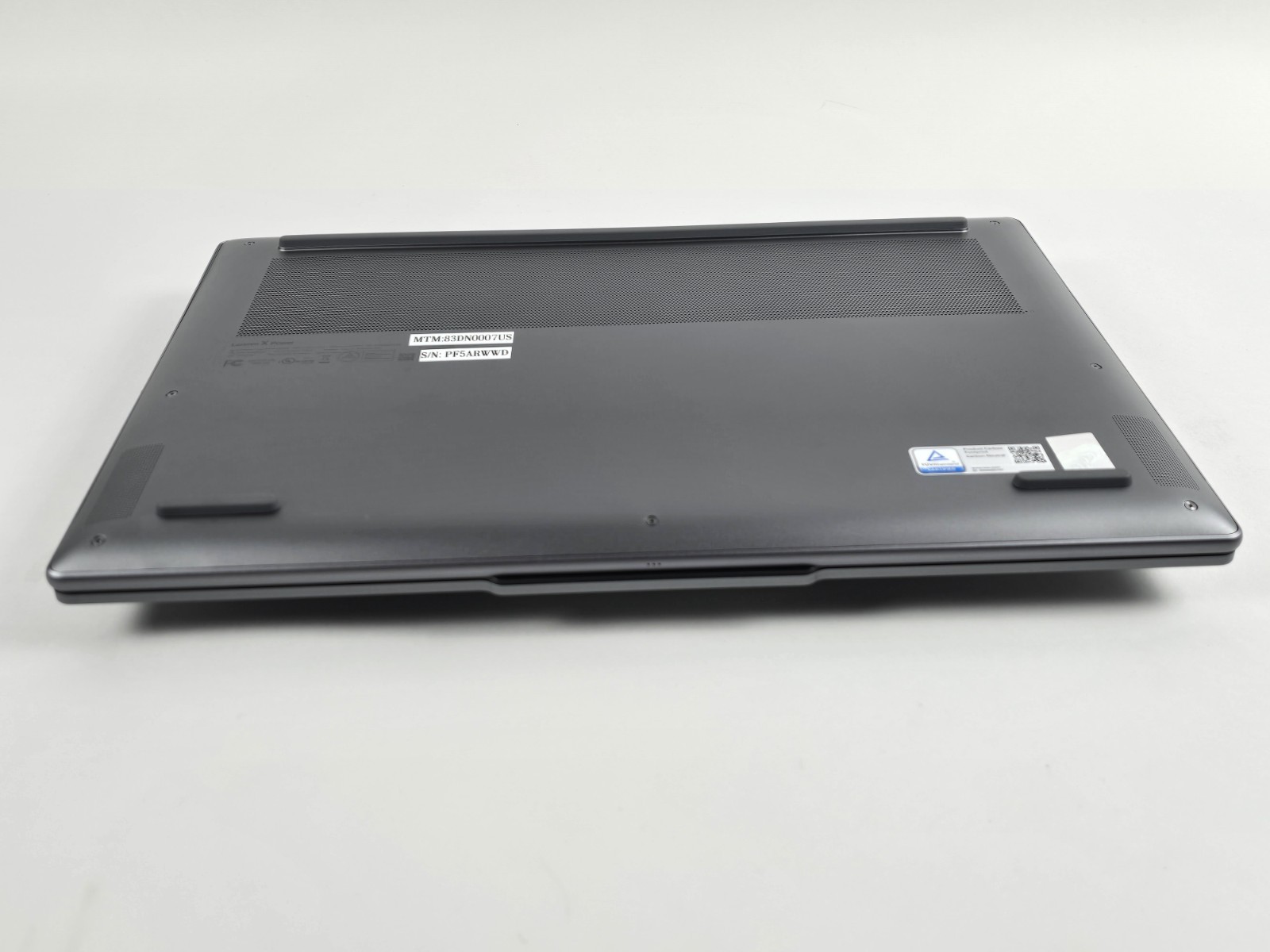DEFECTIVE Lenovo Yoga Pro 9i 16 32K Core Ultra 9 185H 32GB 1TB SSD RTX 4 G3D
