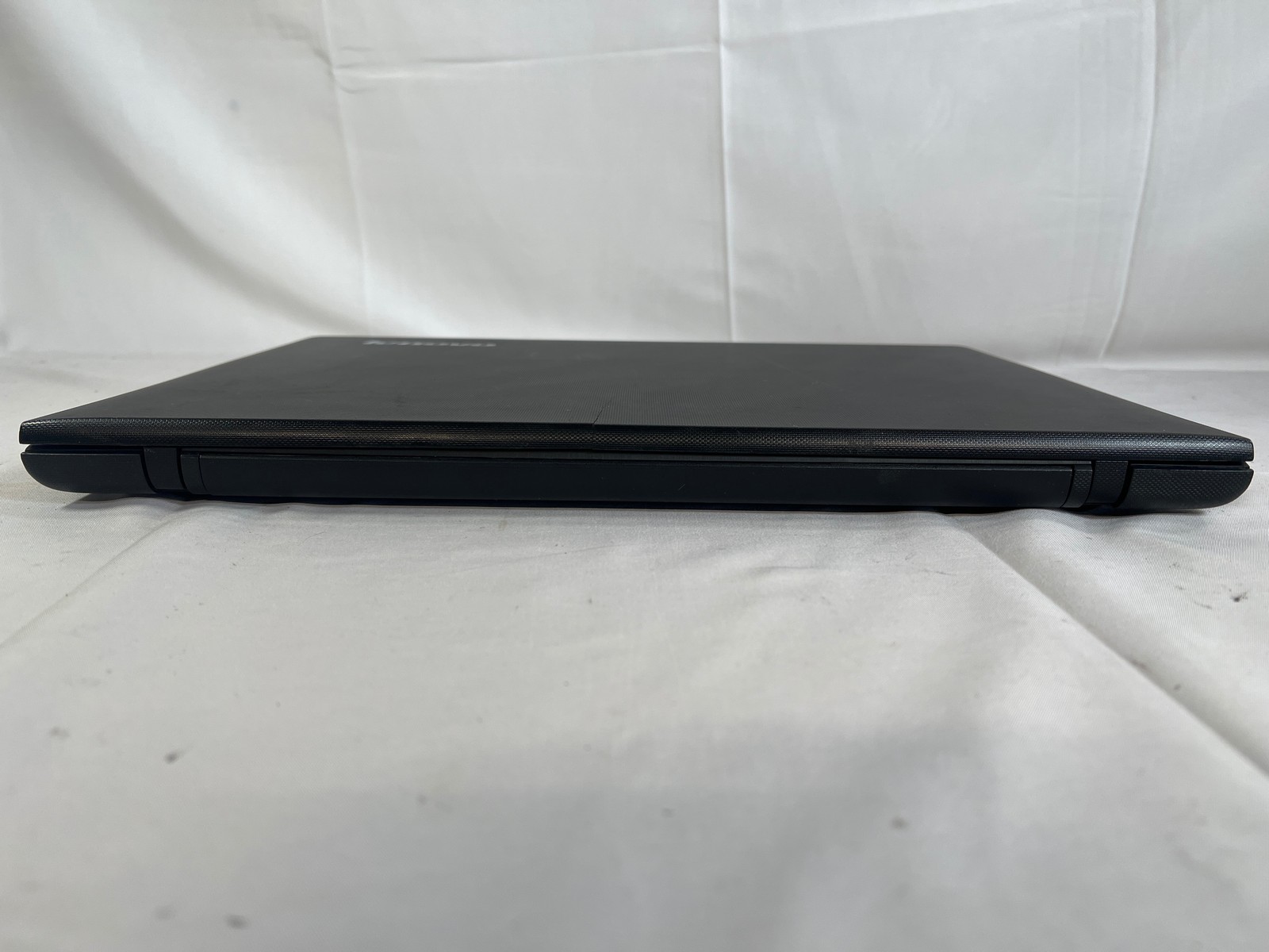 Lenovo G50-45 AMD A8-6410 No Ram No Drive No POST, but responds to power 15.6″