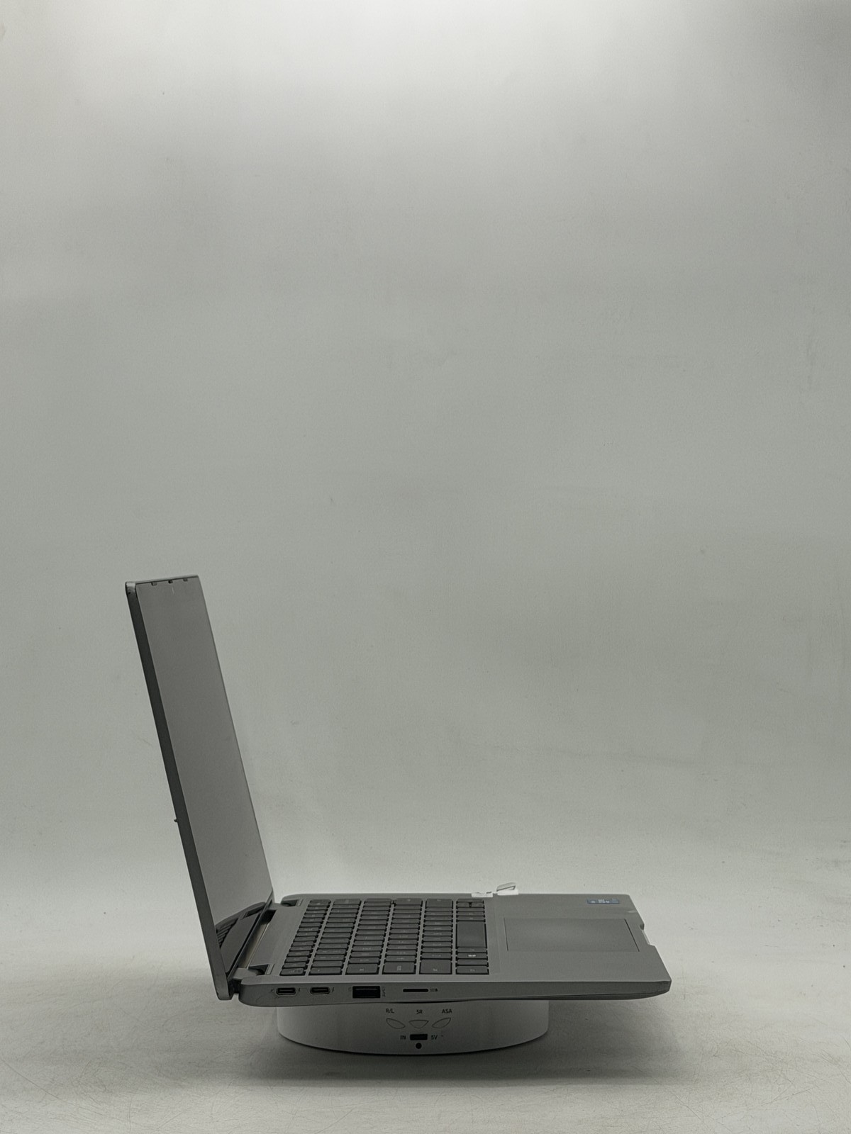 Dell Latitude 5320 (2-in-1) 13.3inch i7-1185G7 16GB 256GB NO OS |Please Read|