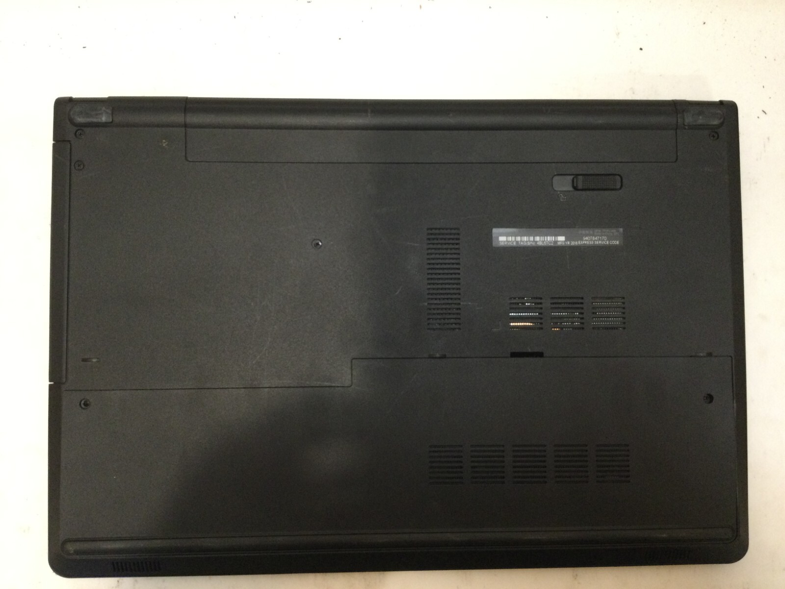 Samsung NP740U3M 13.3″ / Intel Core i5-7200U @ 2.50GHz / (MISSING PARTS!) MR