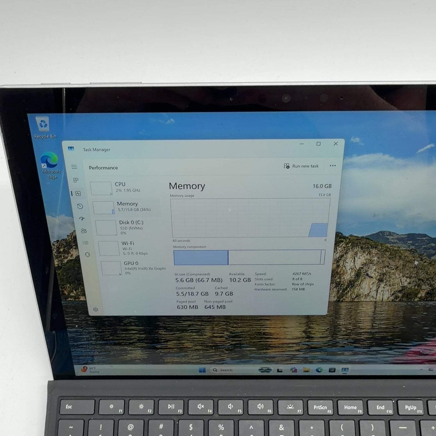 Microsoft Surface Pro 7+ 1961 12.3″ i5-1135G7 2.4GHz 16GB RAM 256GB SSD