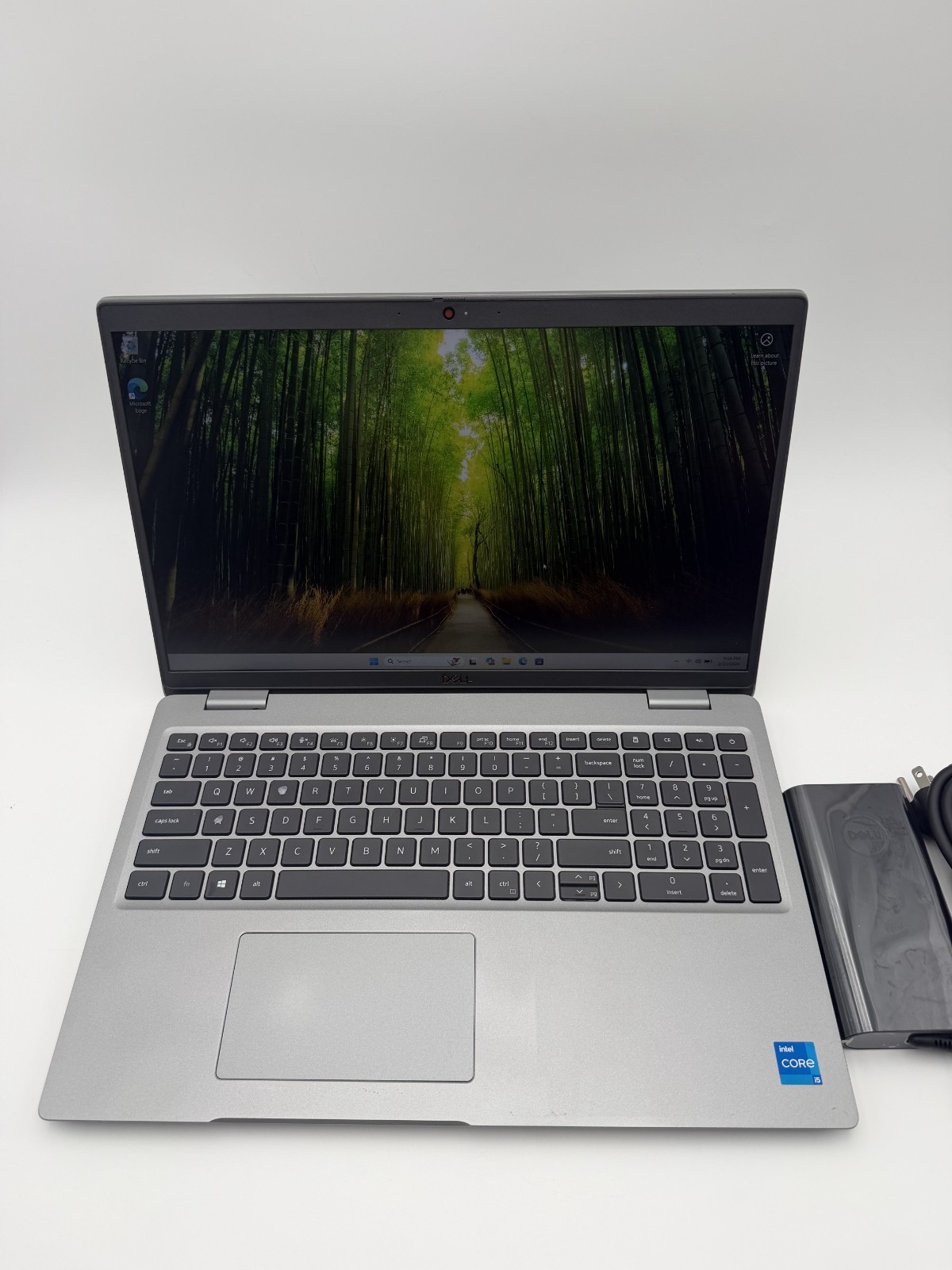 Dell Latitude 5520 15.6″ FHD i5-1135G7 256GB NVMe SSD 16GB RAM Win11pro