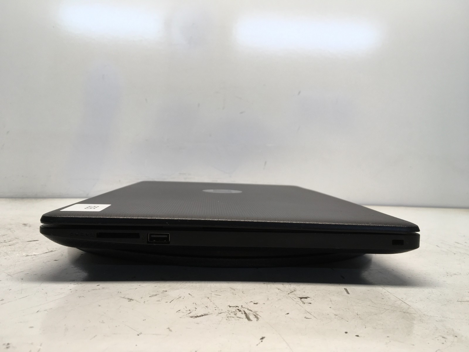 HP 15-DB0043NR AMD A4-9125 2300MHz 4 GB NO HDD