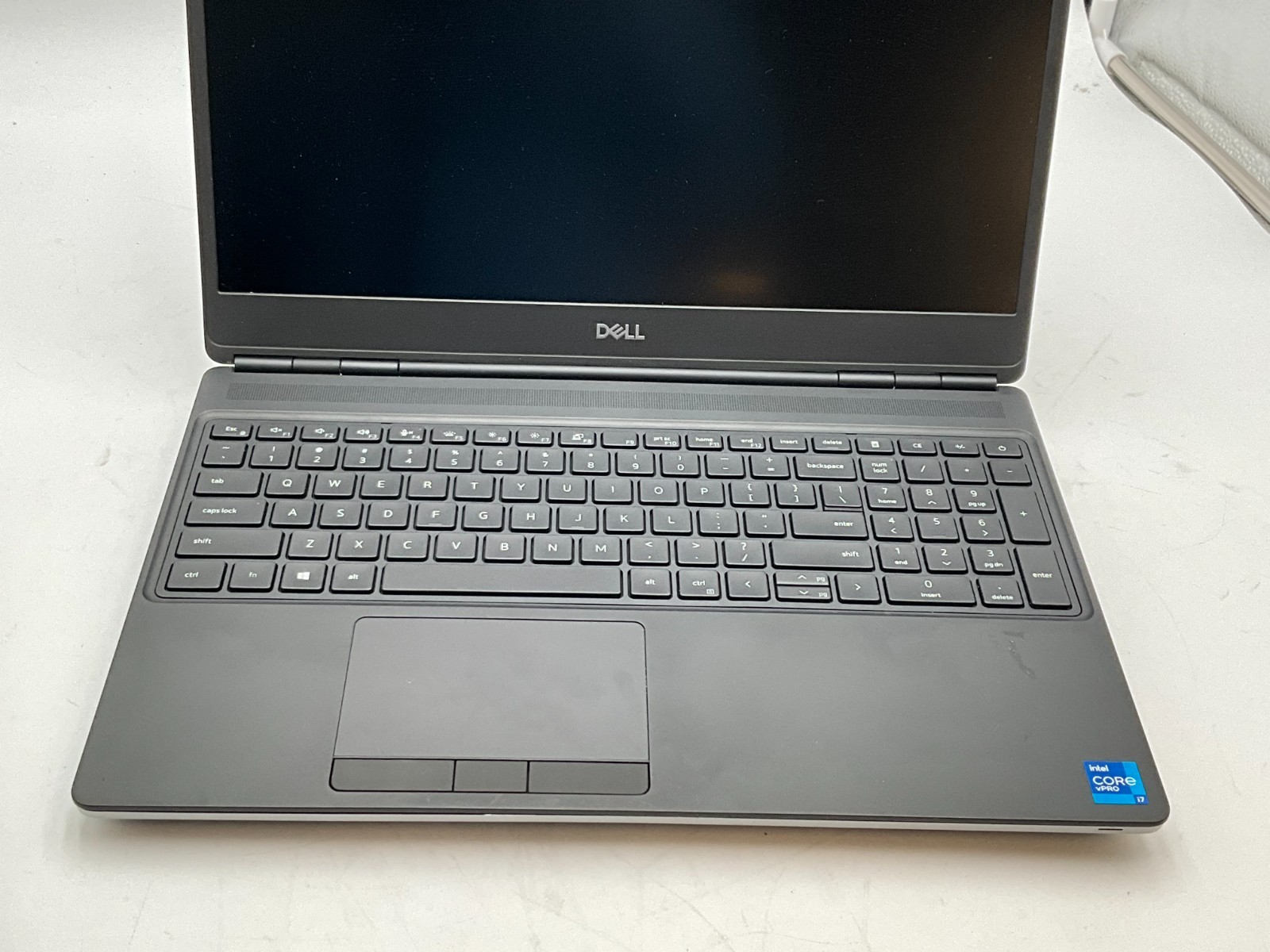 DELL Precision 7560 i7-11850H 2.50g 32GB 1TB T1200 15.6″ WIN11 Laptop 55VD2J3