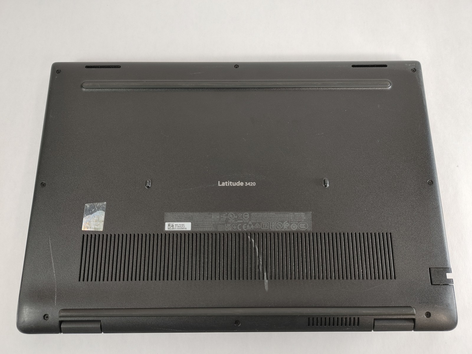 Dell Latitude 3420 Core i5-1135G7 2.40 GHz 8 GB DDR4 512 GB NVMe Windows 11 Pro