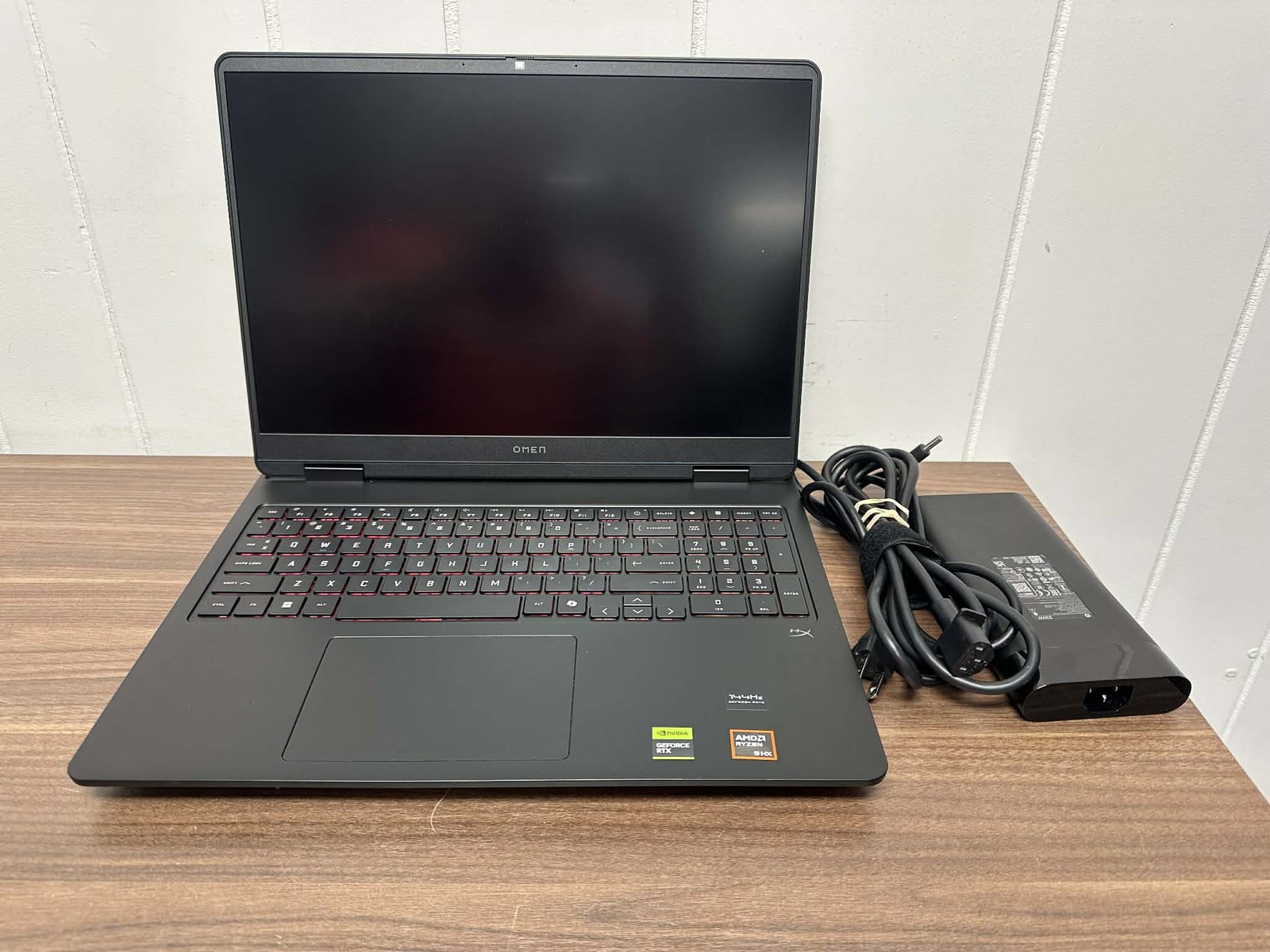 HP Omen Gaming Laptop 16-ap0053dx 16 Inch AMD Ryzen 9-8940HX 2.4GHz 32GB RAM