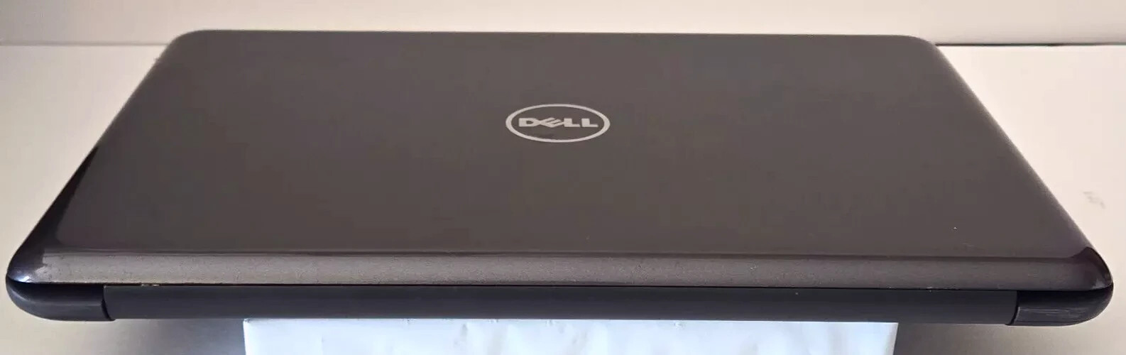 Dell Latitude 3380 13.3” intel Core i3-7020U @ 2.30GHz 16GB RAM 256GB SSD