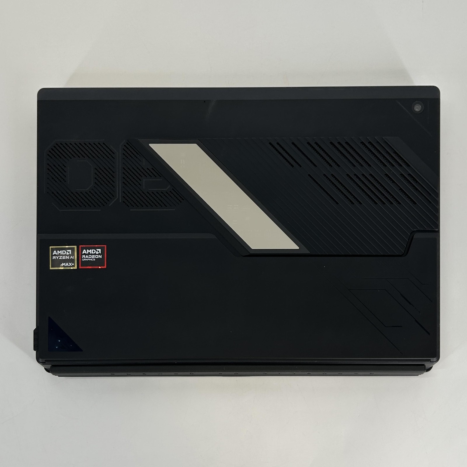 Asus ROG Flow Z13 GZ302 180Hz QHD+ TOUCH 3.0 GHz RYZEN AI MAX+ 395 64GB 2TB SSD