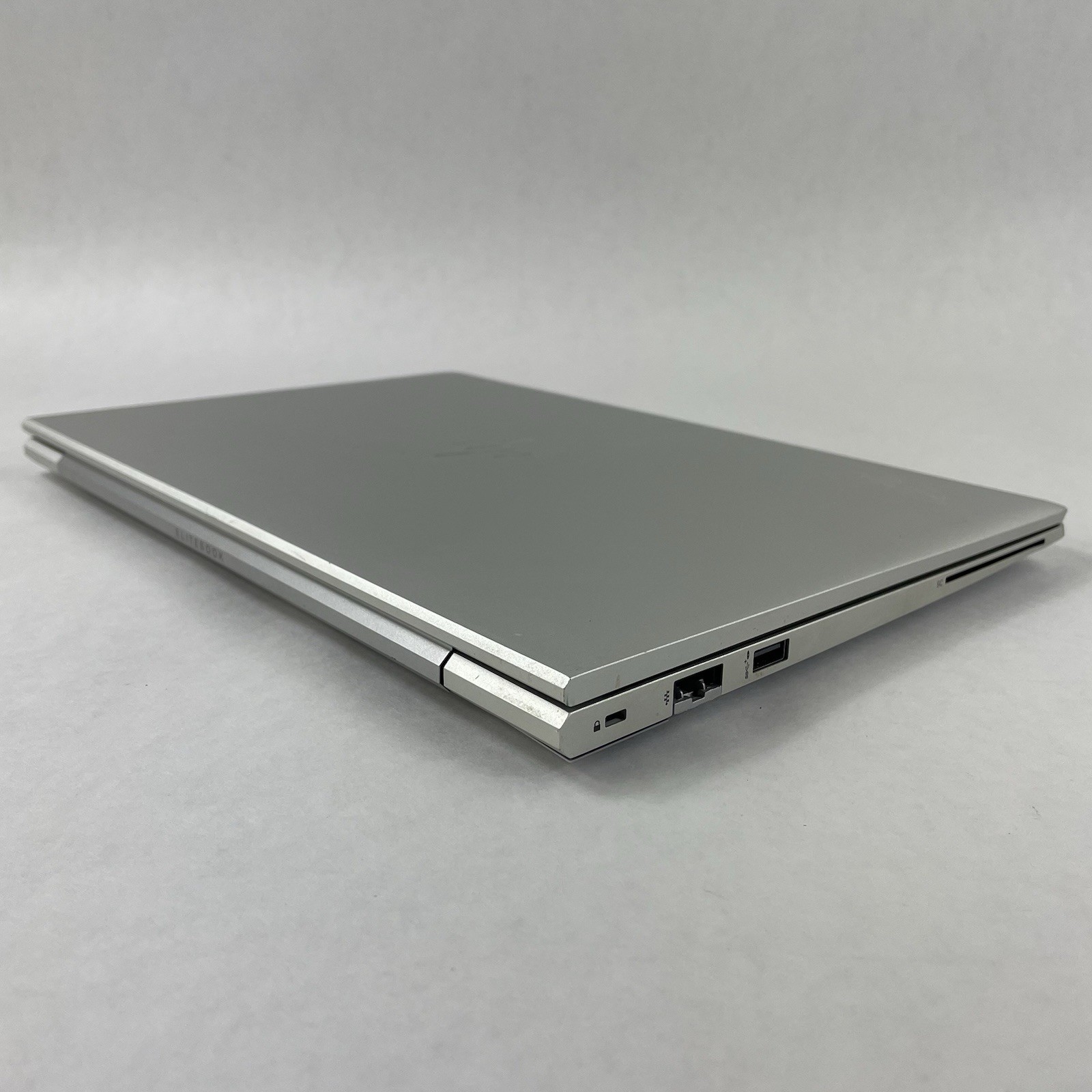 HP EliteBook 640 G9 14″ i5-1235U 3.96 GHz 16 GB RAM No SSD/OS/AC