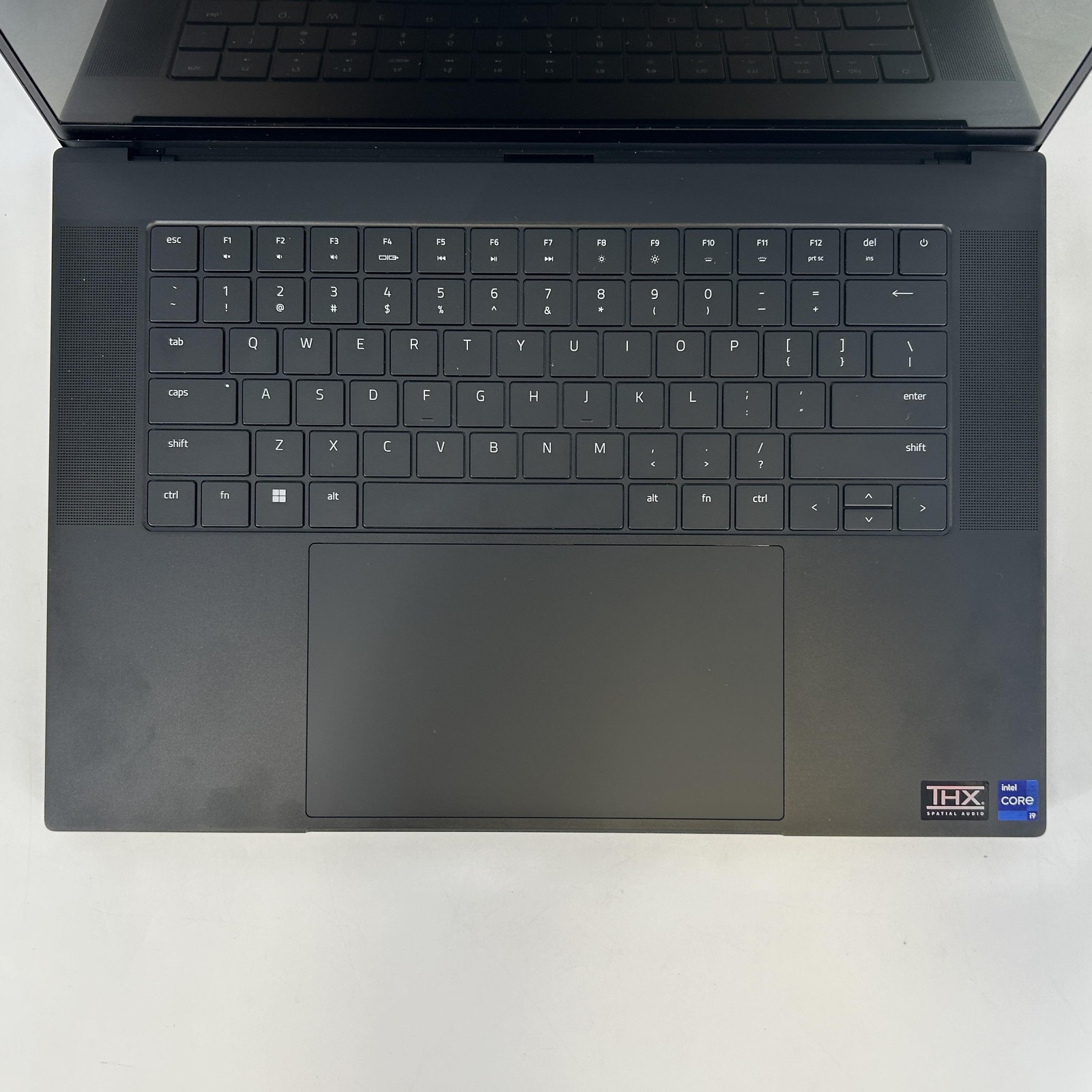Razer Blade 16 240Hz QHD+ 2024 2.2 GHz i9-14900HX 32GB 1TB RTX 4080 Excellent