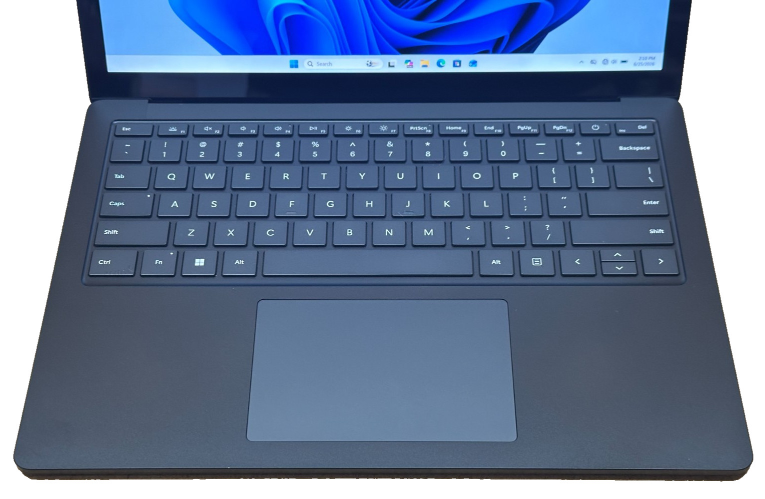 MICROSOFT SURFACE 5 LAPTOP CORE i7-1265u @ 2.70GHZ 32GB RAM 588 GB SSD (lp726)