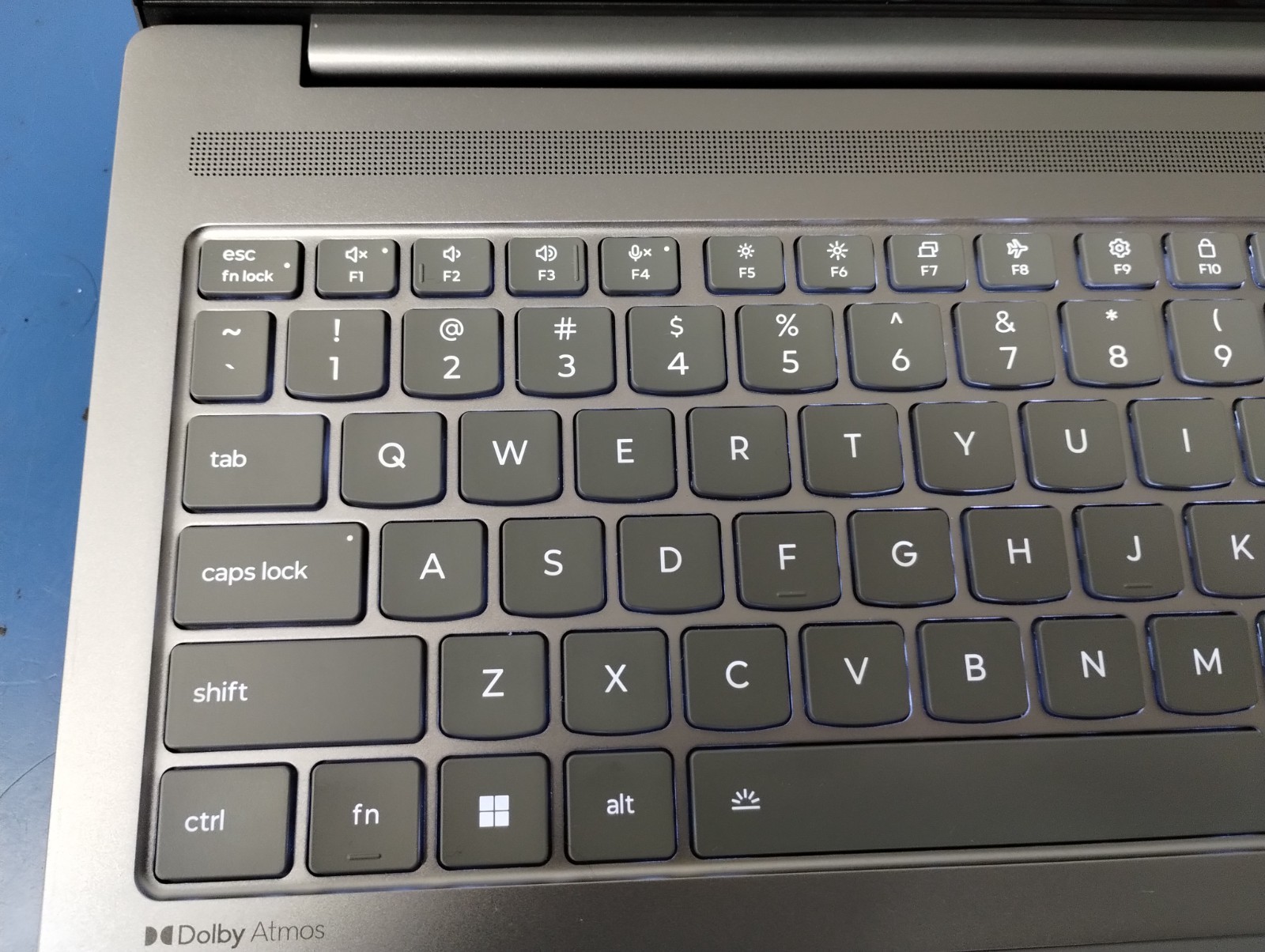 Lenovo IdeaPad Pro 5 16IAH10, Intel Core Ultra 9 285H, 32 GB RAM, 1 TB NVMe SSD