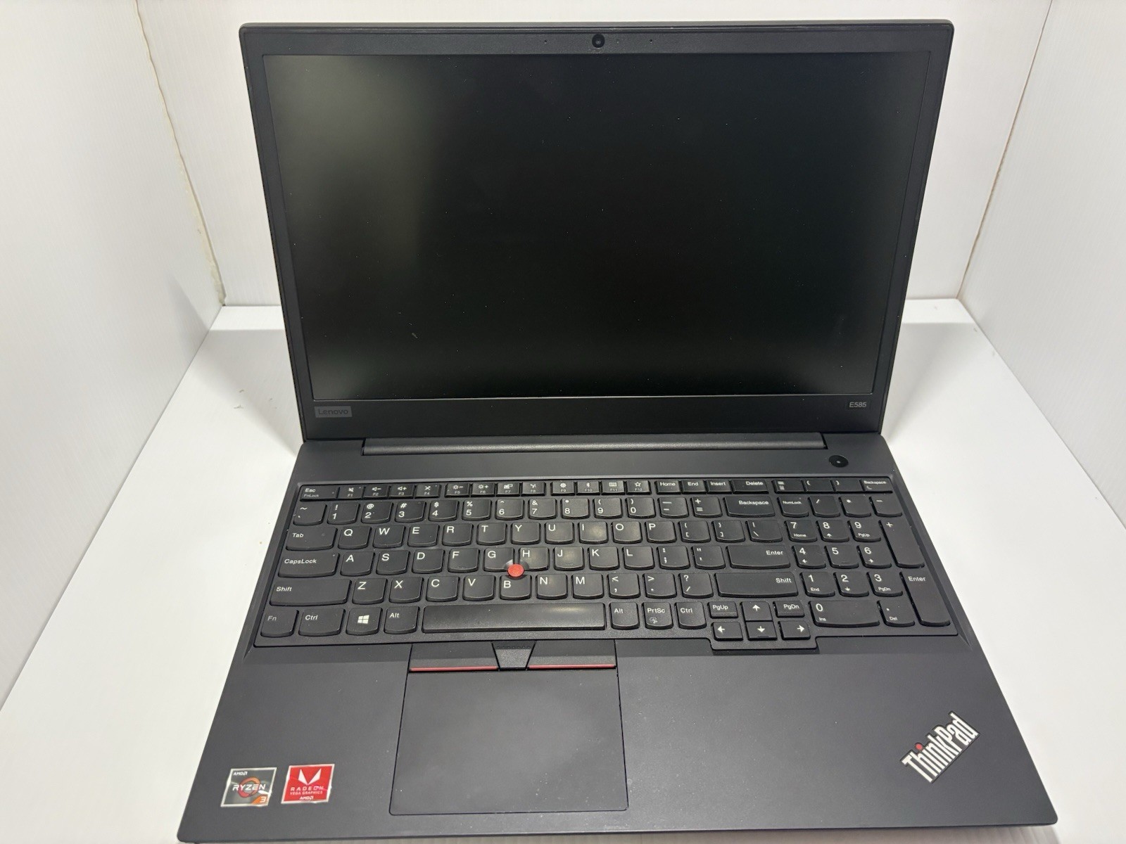 Lenovo ThinkPad E585 AMD Pro Ryzen 3 2200U, 8GB Ram| 128GB M.2|Win 11|No Charger