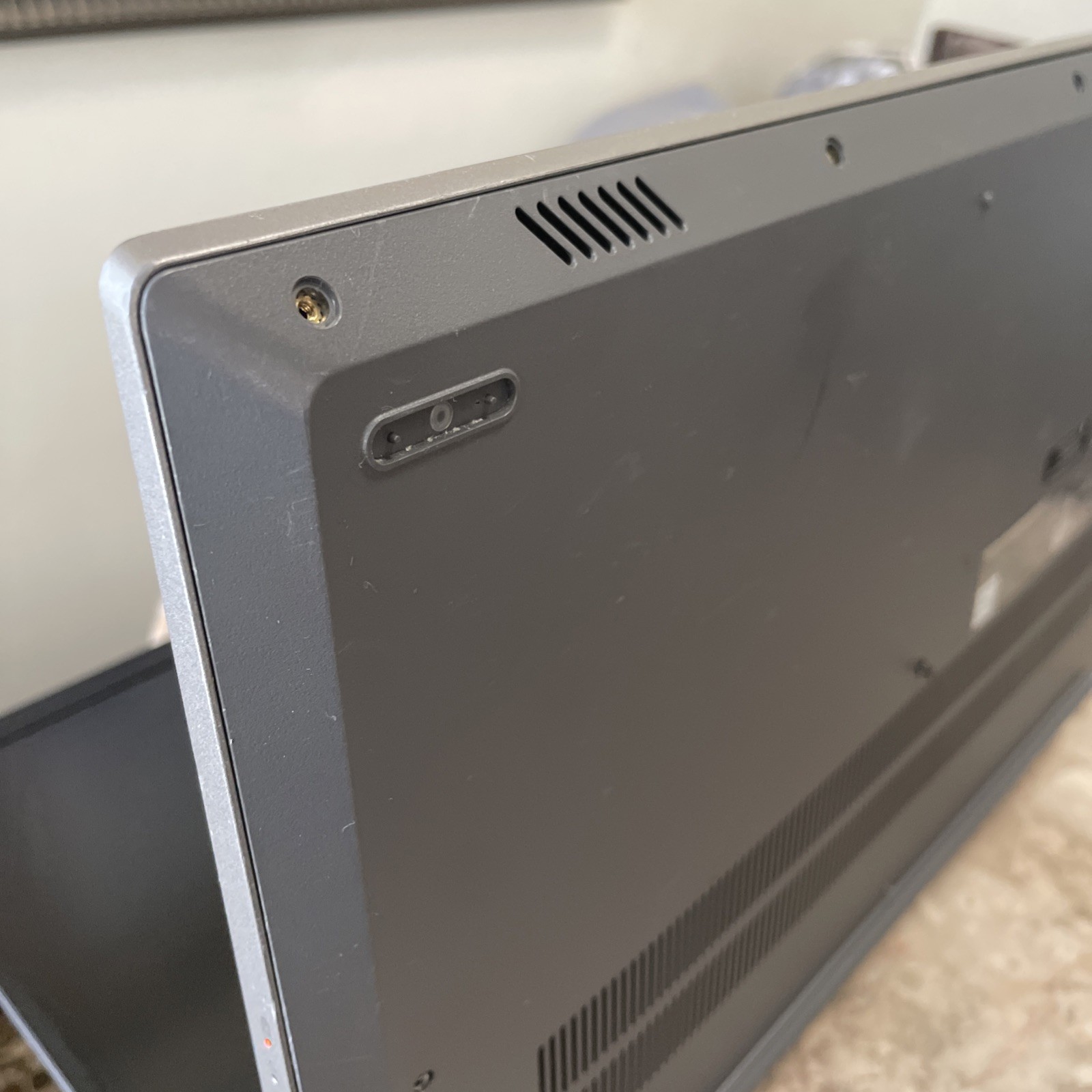 Lenovo ThinkBook 15 G2 ITL I7-1165G7 2.80GHZ NO OS/AC FOR PARTS ONLY