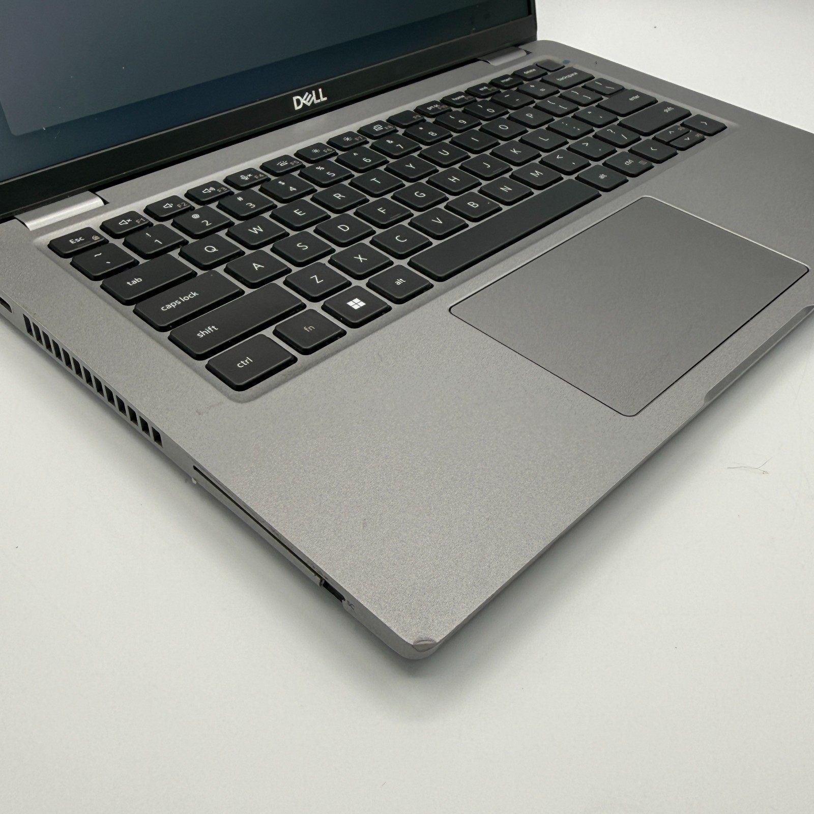 Dell Latitude 5430 14″ Laptop i5-1235U 8GB RAM 256GB SSD Windows 11 Pro