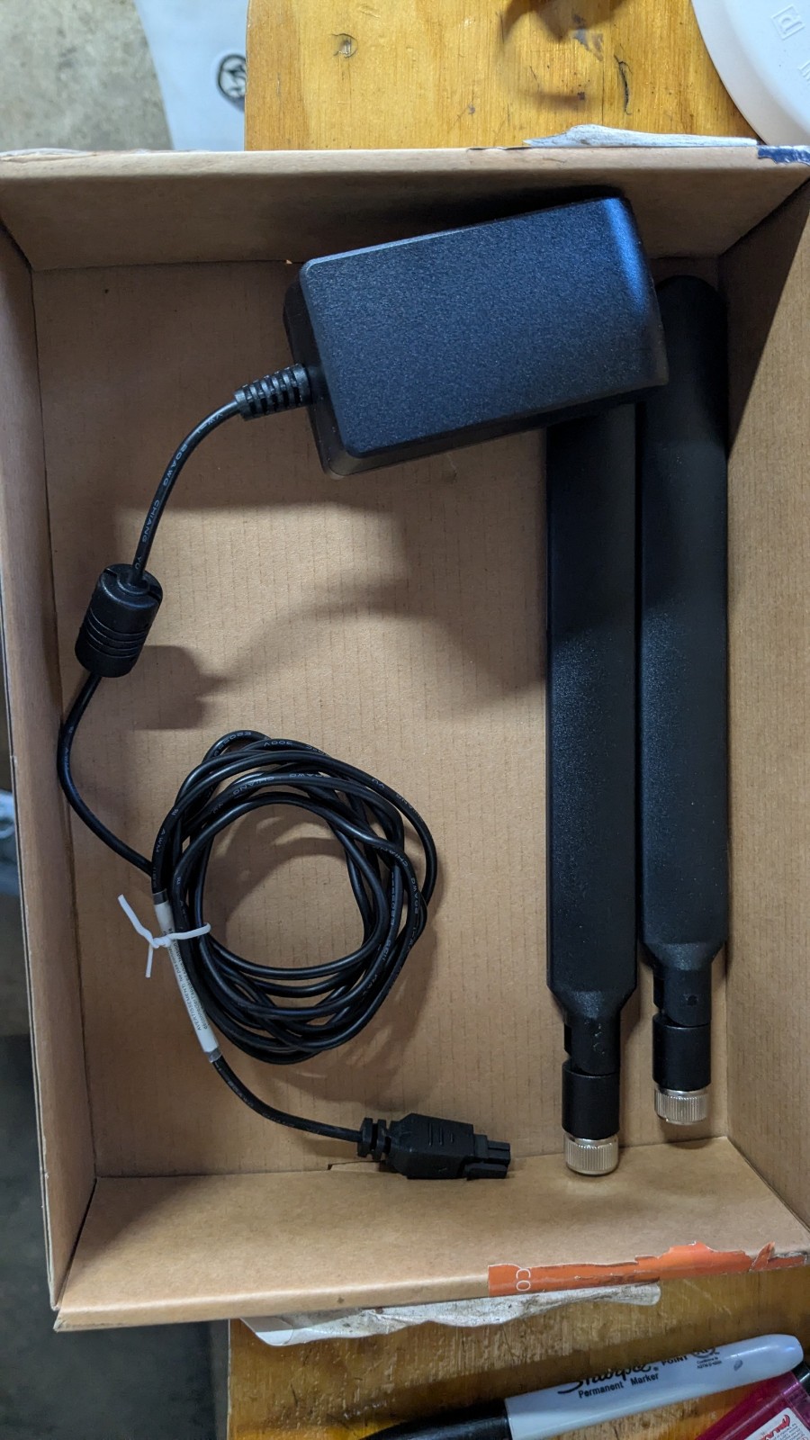 Sierra Wireless AirLink RV50 LTE Router RV50X w/ Antennas & Power Untested