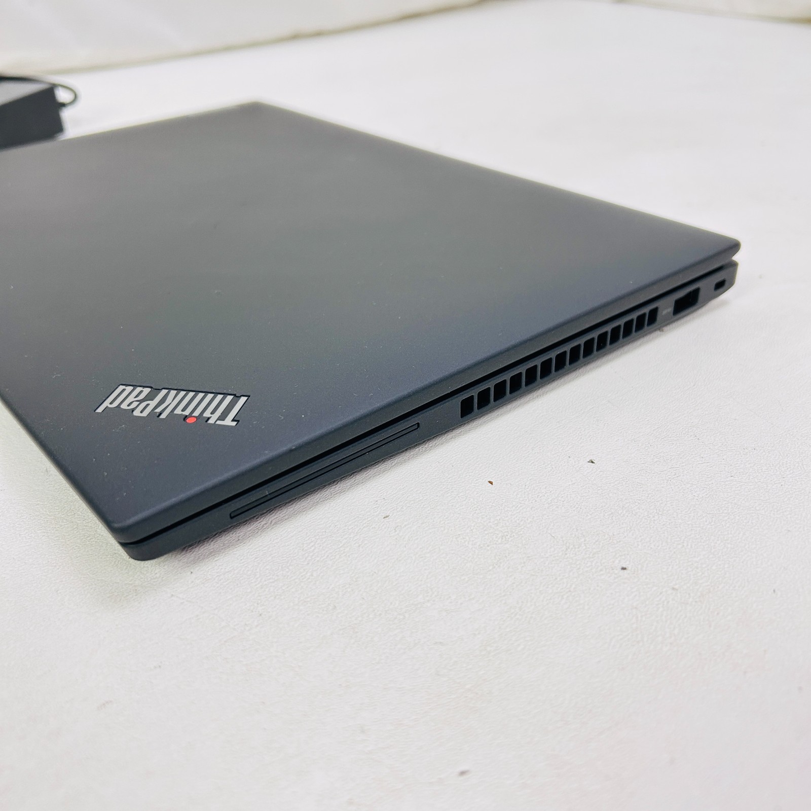Lenovo Thinkpad T14 G4 Laptop Intel i5-1335u 14″ 512GB 16GB W11P w/ Carry Case