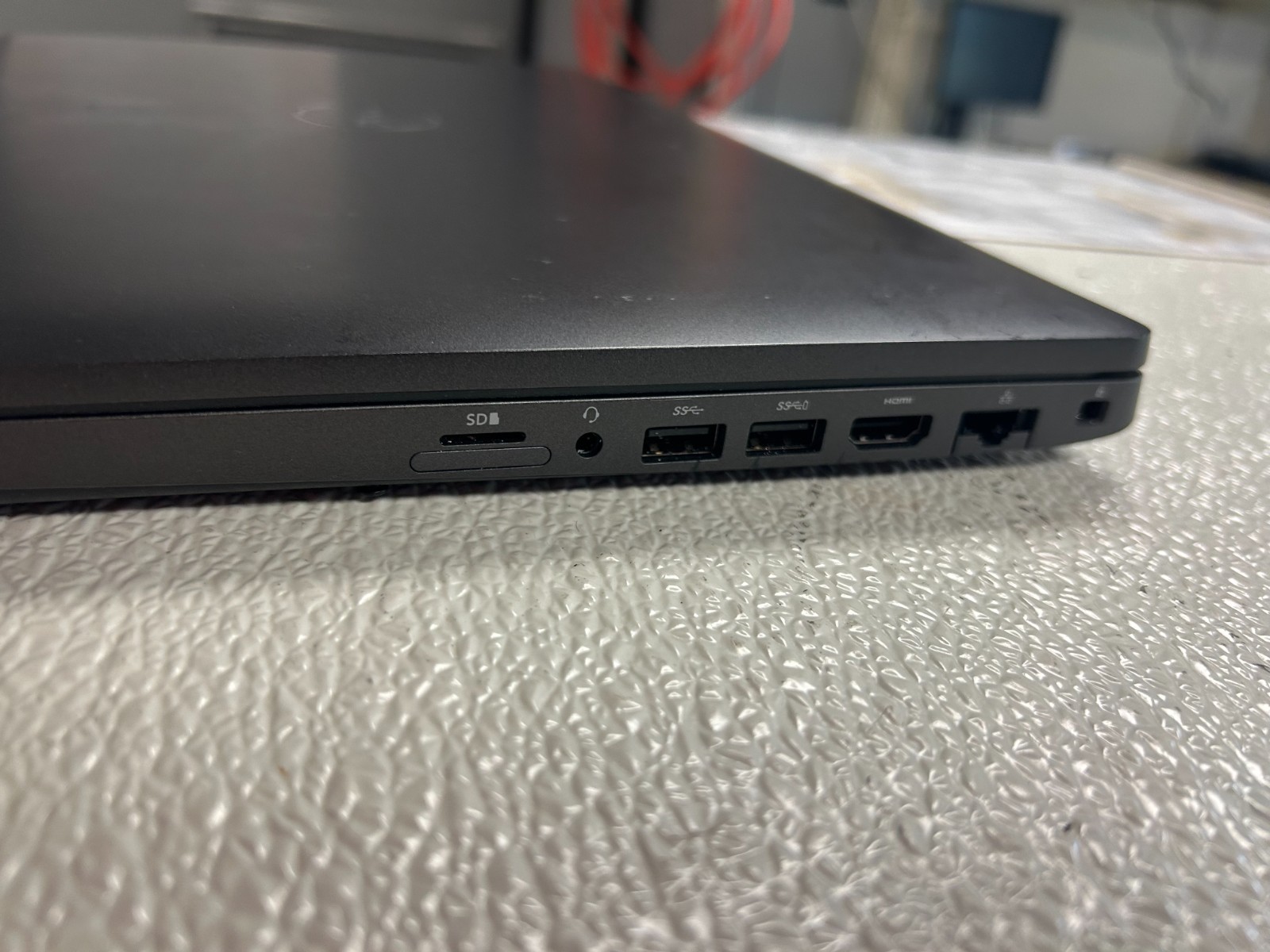 Dell Precision 3540 15.6″ i5-8365U 8GB 128GB SSD Win 11 Pro Office 2021 Backlit