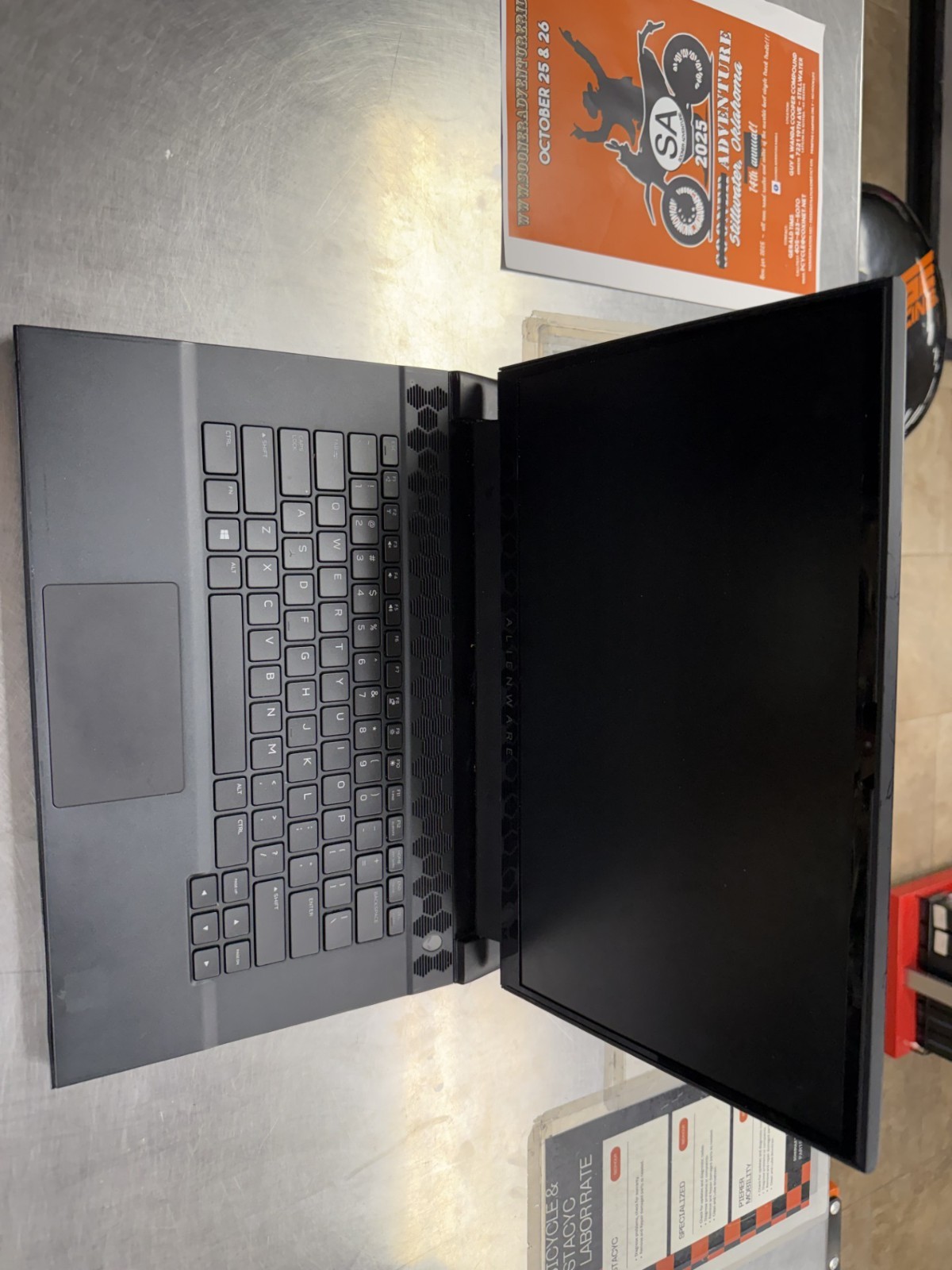 Alienware M15 R7 15.6″ (1TB SSD, AMD Ryzen 7, 16GB RAM, NVIDIA GeForce RTX 3070