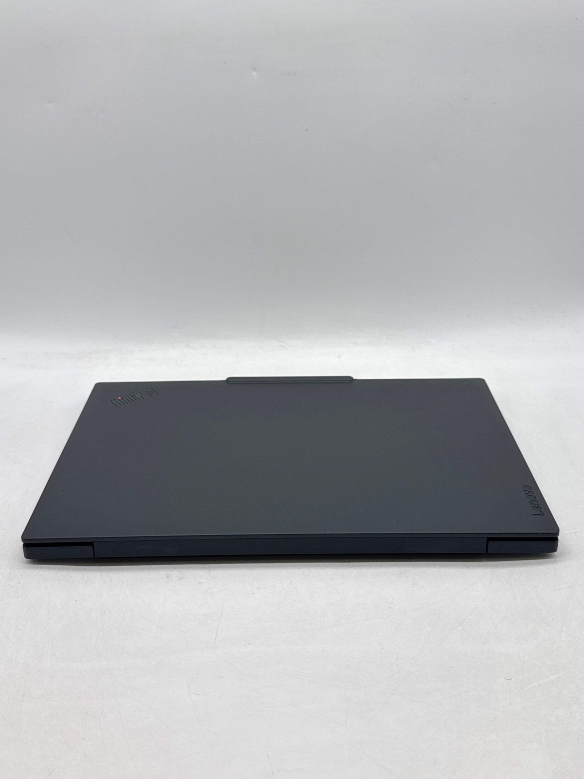 Lenovo ThinkPad X13 Gen 6 13.3″ intel Core Ultra 5 235U 512GB SSD 32GB DDR5 RAM