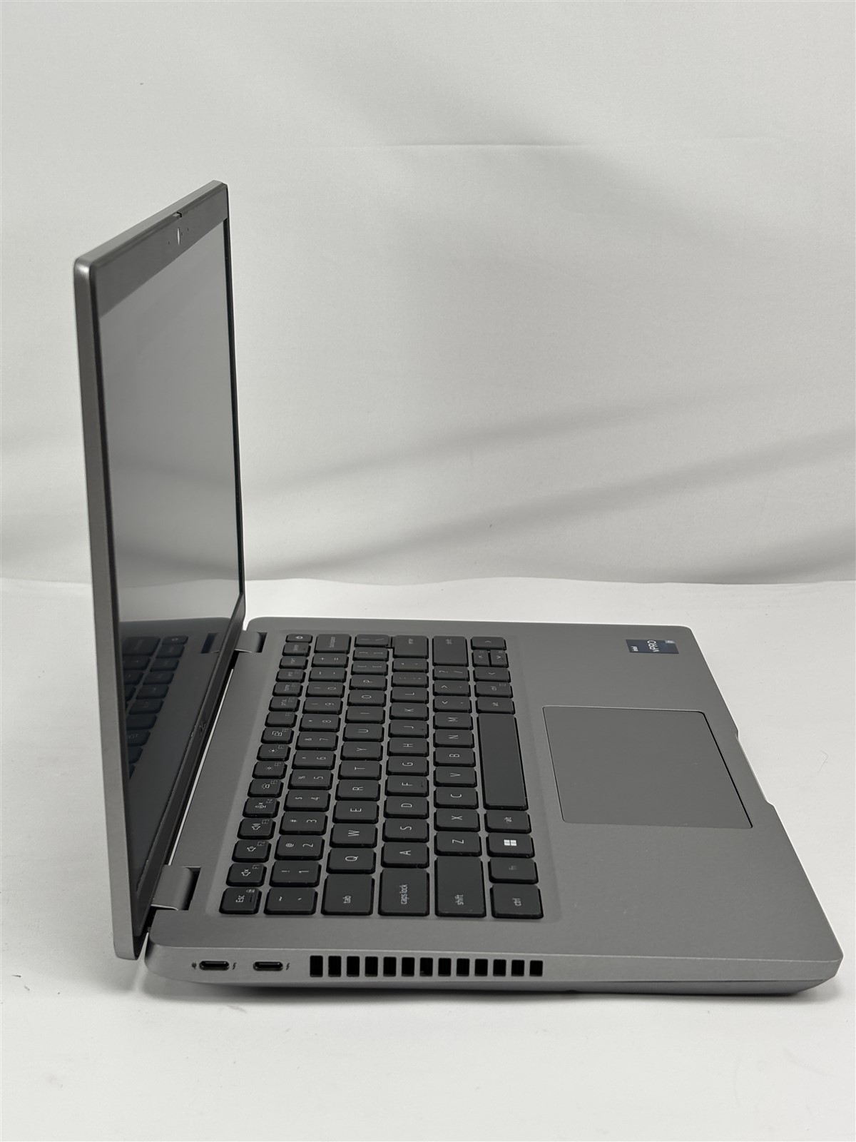 Dell Latitude 5431 14″ i7-1270P 16GB 256GB SSD FHD USB-C Business