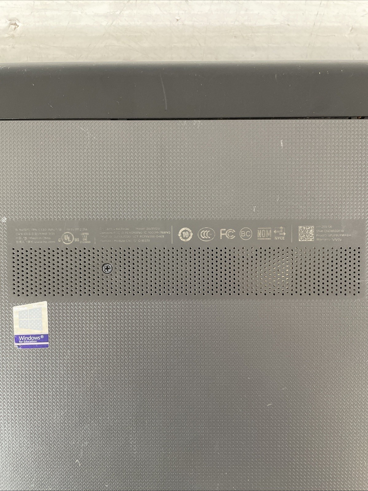 HP 255 G6 15.6″ Laptop AMD E2-9000E 1.5GHz 8GB RAM 240GB SSD Radeon R2 Win10 Pro